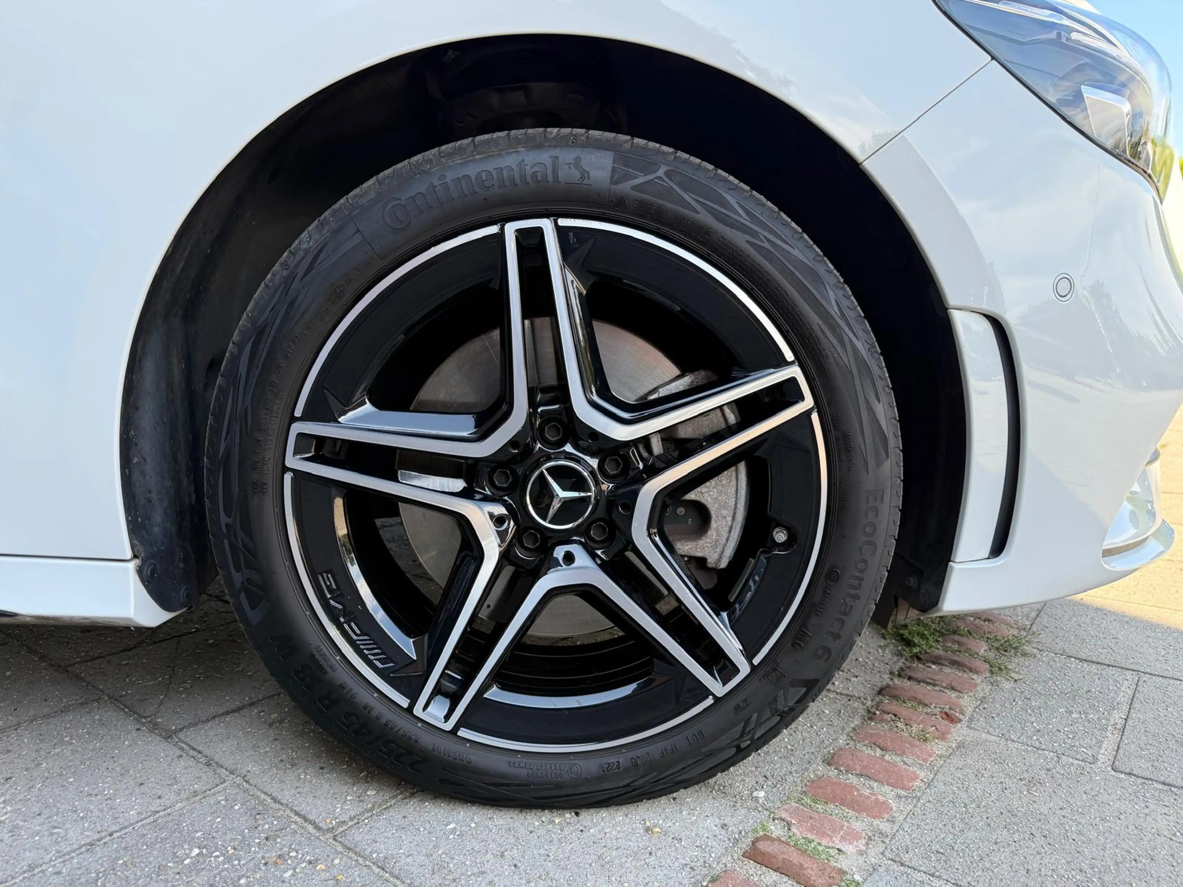 Mercedes-Benz B 250 e AMG Line Edition NIGHT Navi | Camera | Panorama — photo 18