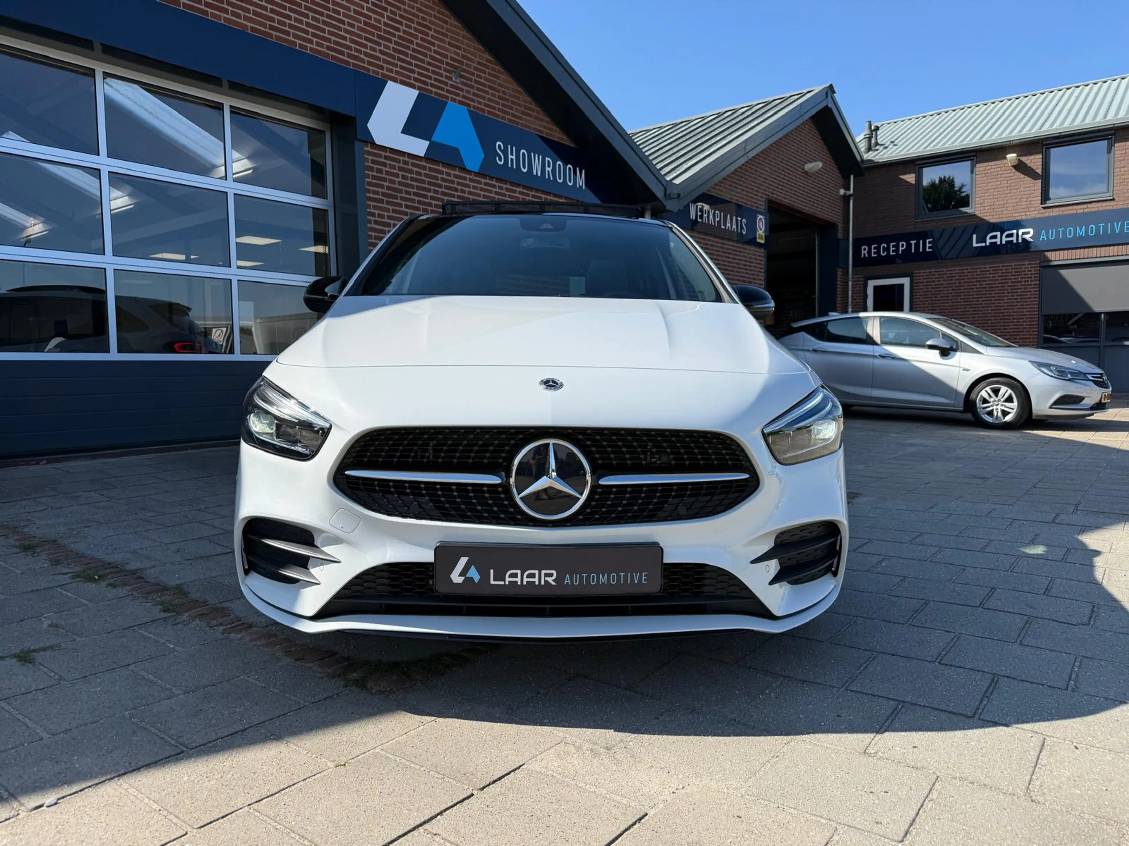 Mercedes-Benz B 250 e AMG Line Edition NIGHT Navi | Camera | Panorama — photo 4