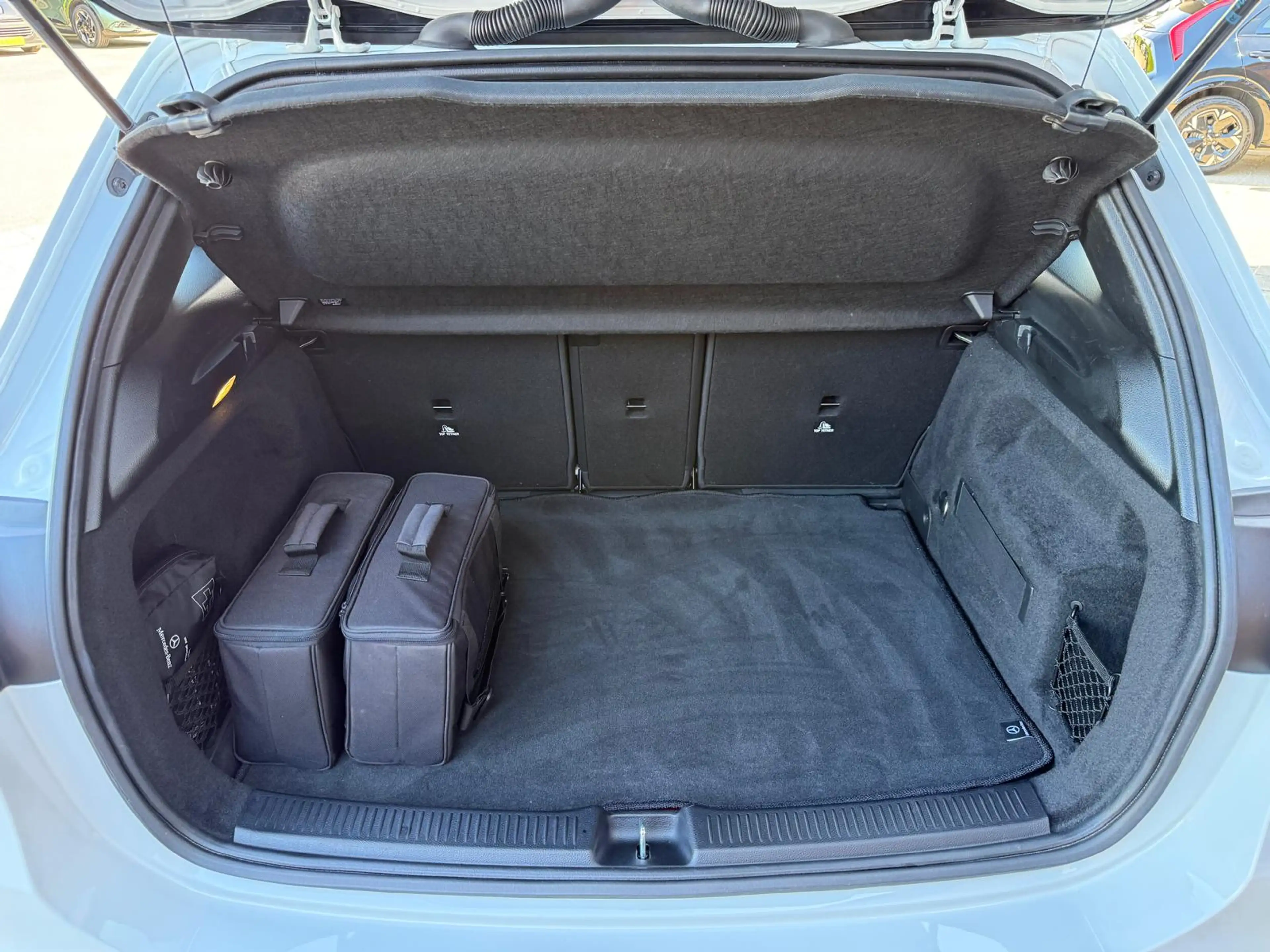 Mercedes-Benz B 250 e AMG Line Edition NIGHT Navi | Camera | Panorama — photo 14