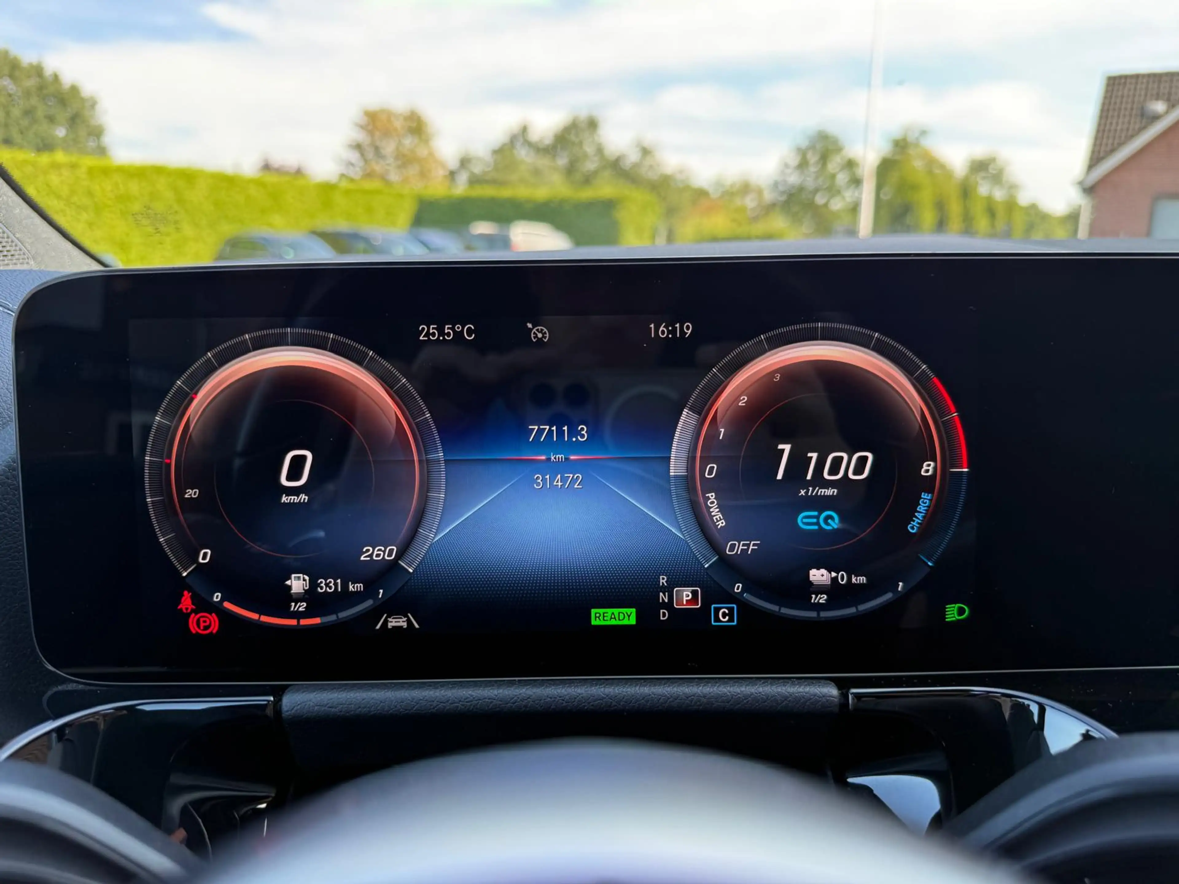 Mercedes-Benz B 250 e AMG Line Edition NIGHT Navi | Camera | Panorama — photo 25