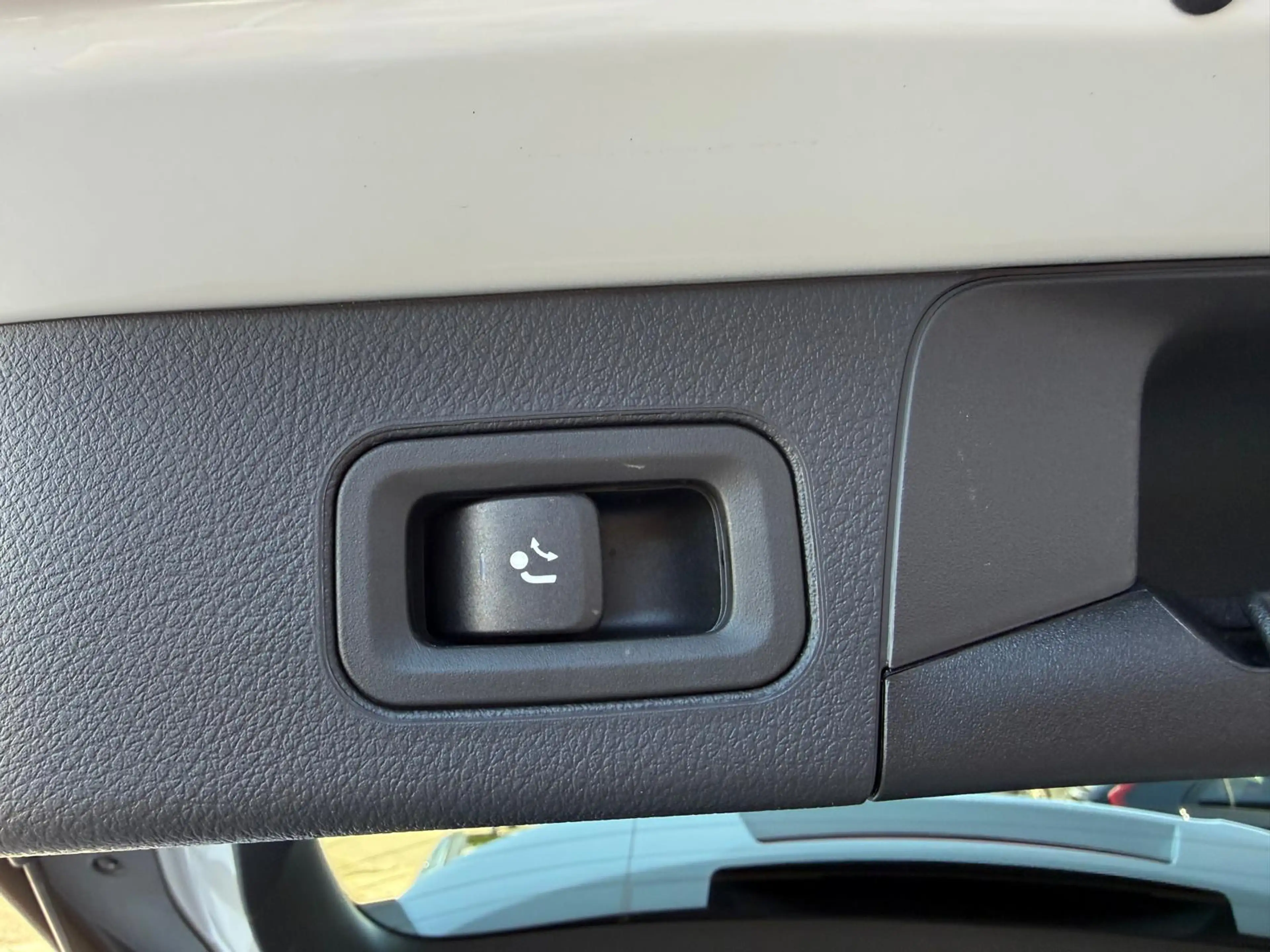 Mercedes-Benz B 250 e AMG Line Edition NIGHT Navi | Camera | Panorama — photo 15