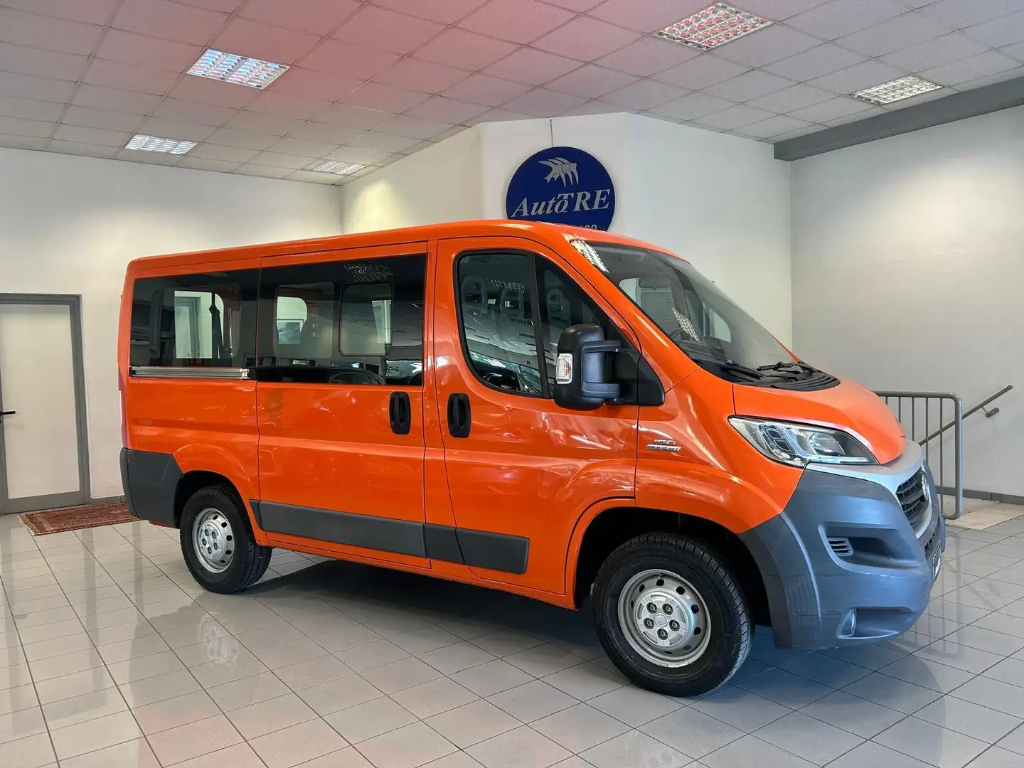 Fiat Ducato 30 2,3MJT 150CV PC-TN 9 POSTI E6b Orange - 1