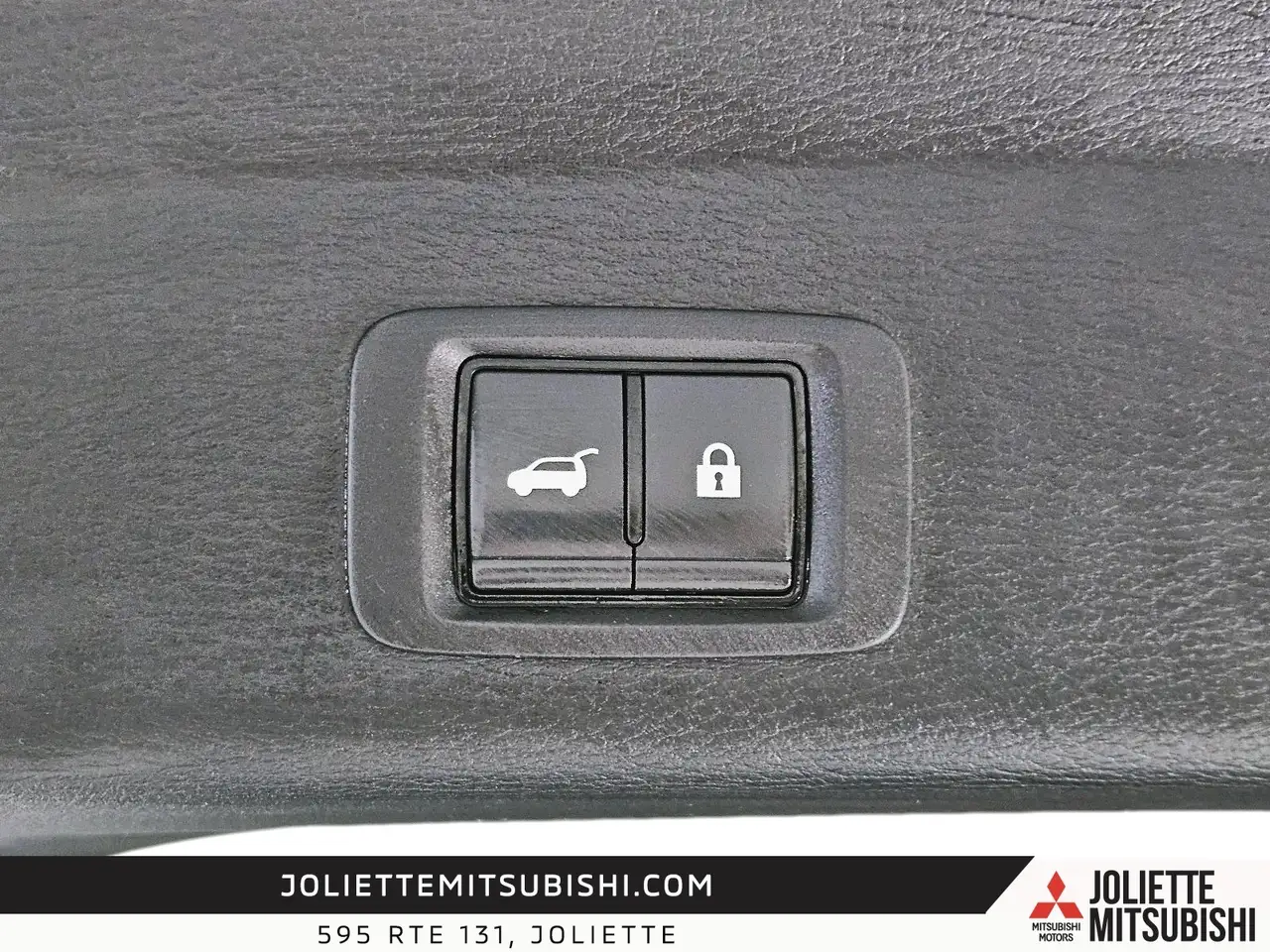 Mitsubishi Outlander photo Mitsubishi Outlander