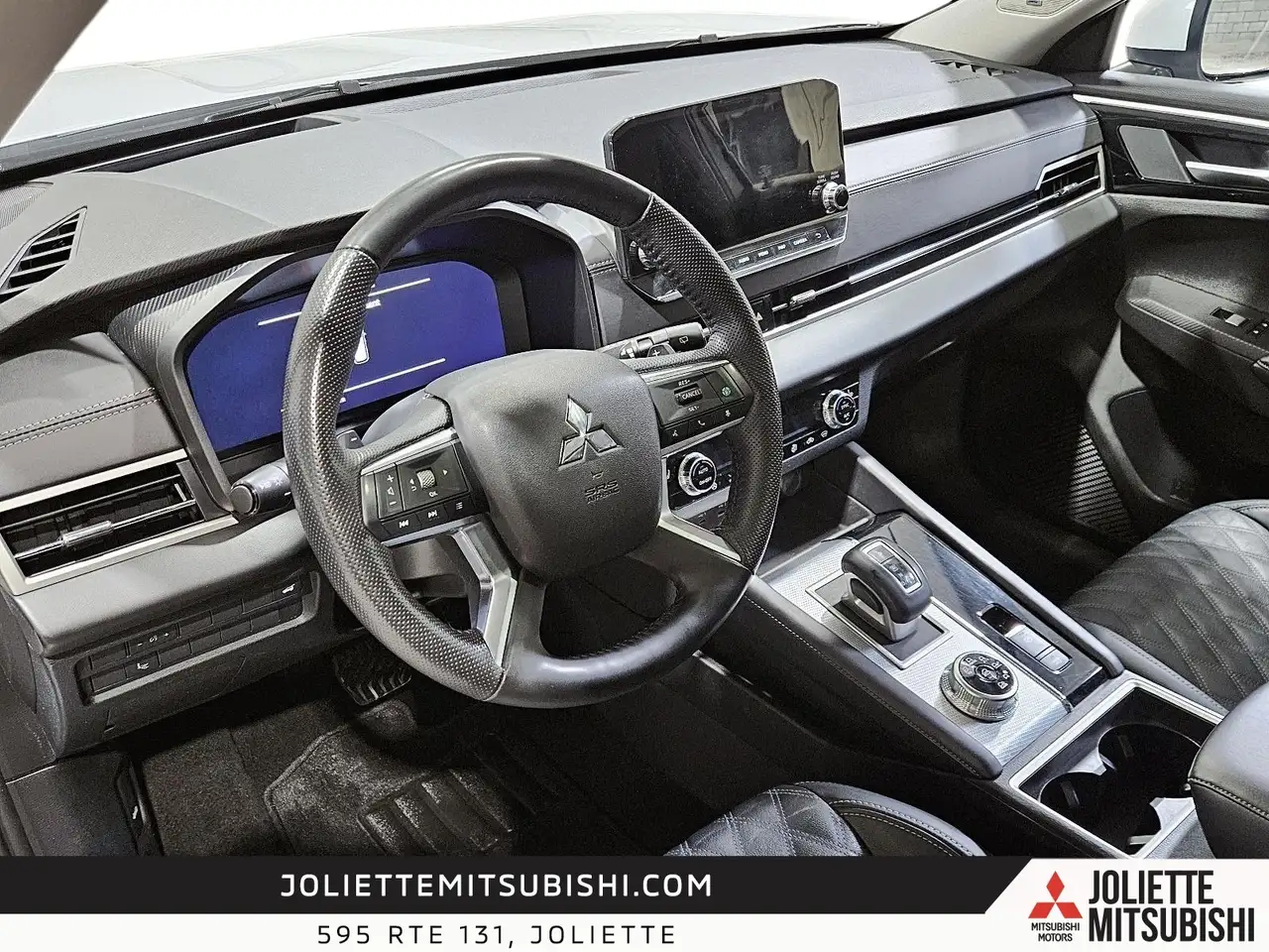 Mitsubishi Outlander photo Mitsubishi Outlander