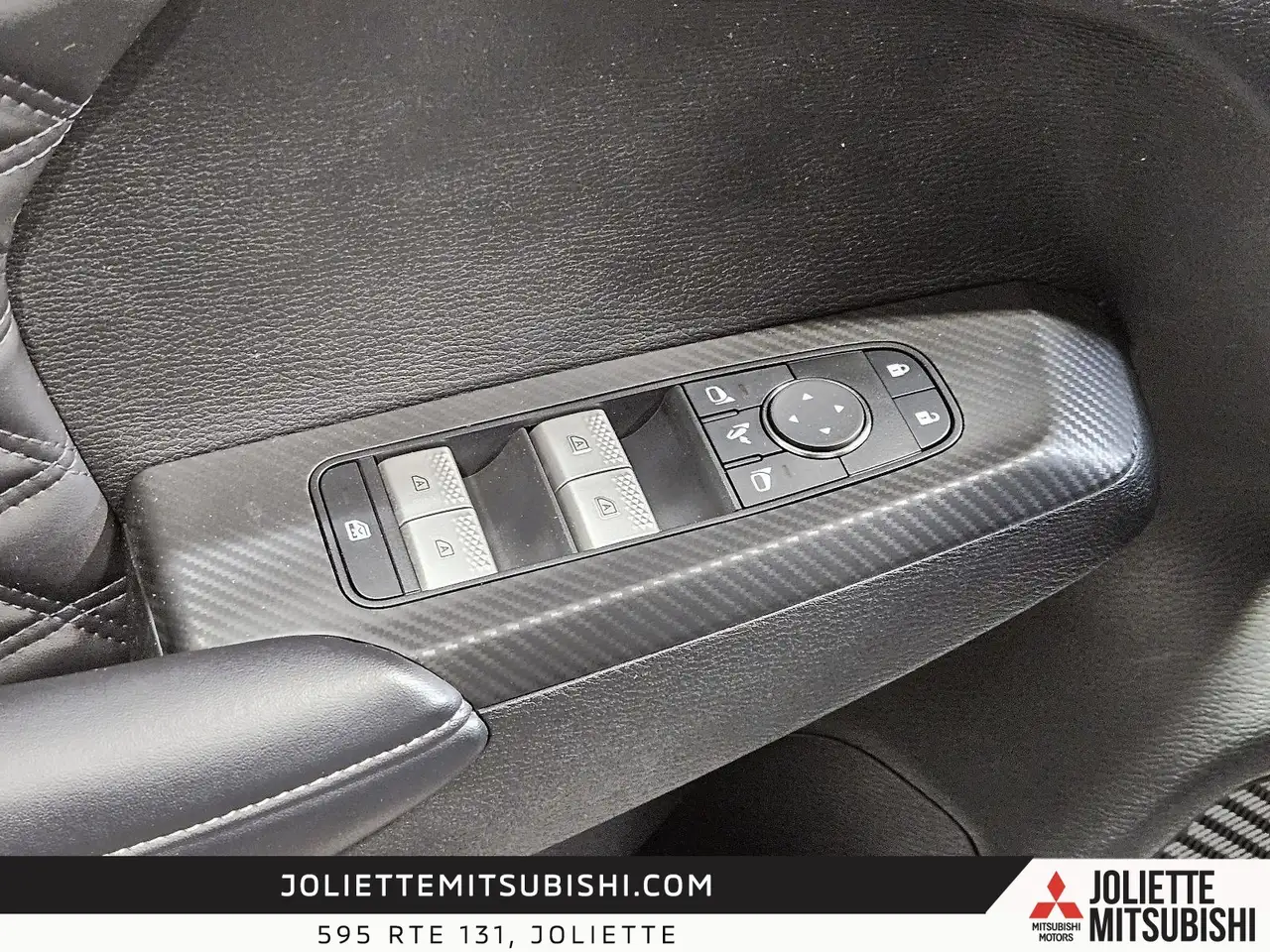 Mitsubishi Outlander photo Mitsubishi Outlander