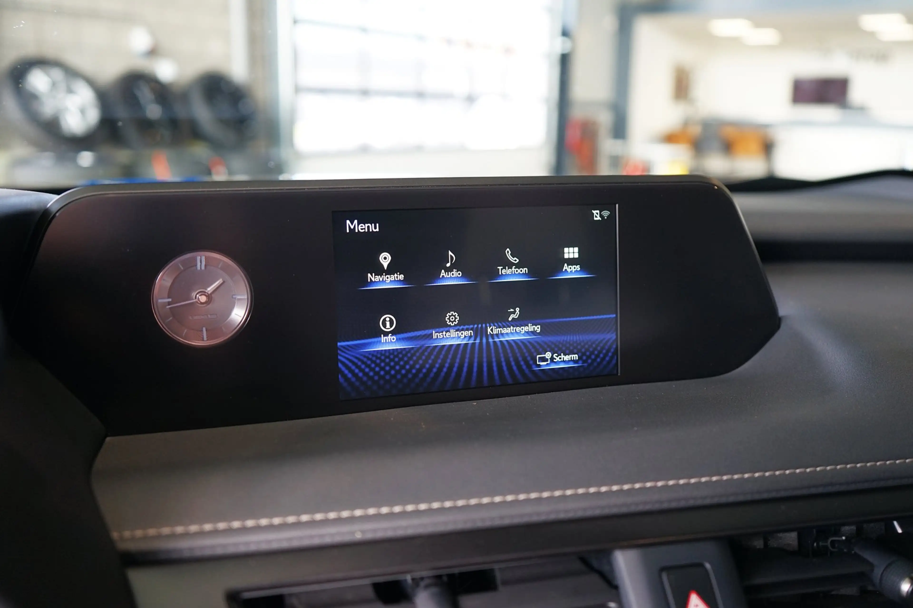 Lexus UX 250h CARPLAY | SCHUIFDAK | LEDER | DEALER ONDERHOUDEN — photo 9