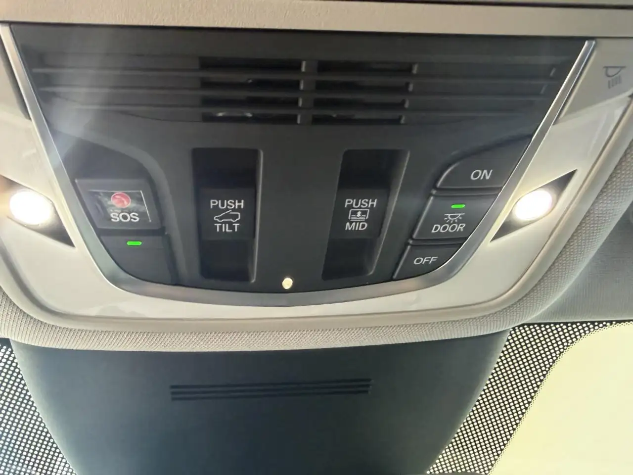 Acura MDX снимка Acura MDX