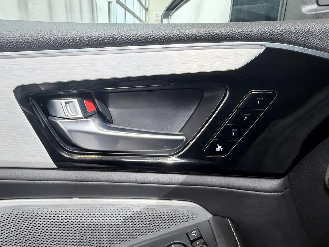 Acura MDX снимка Acura MDX