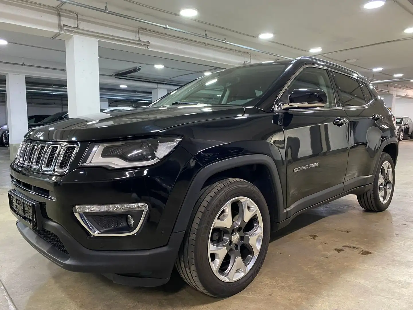 Jeep Compass Limited 4WD Automatik~Leder~Allrad Schwarz - 1