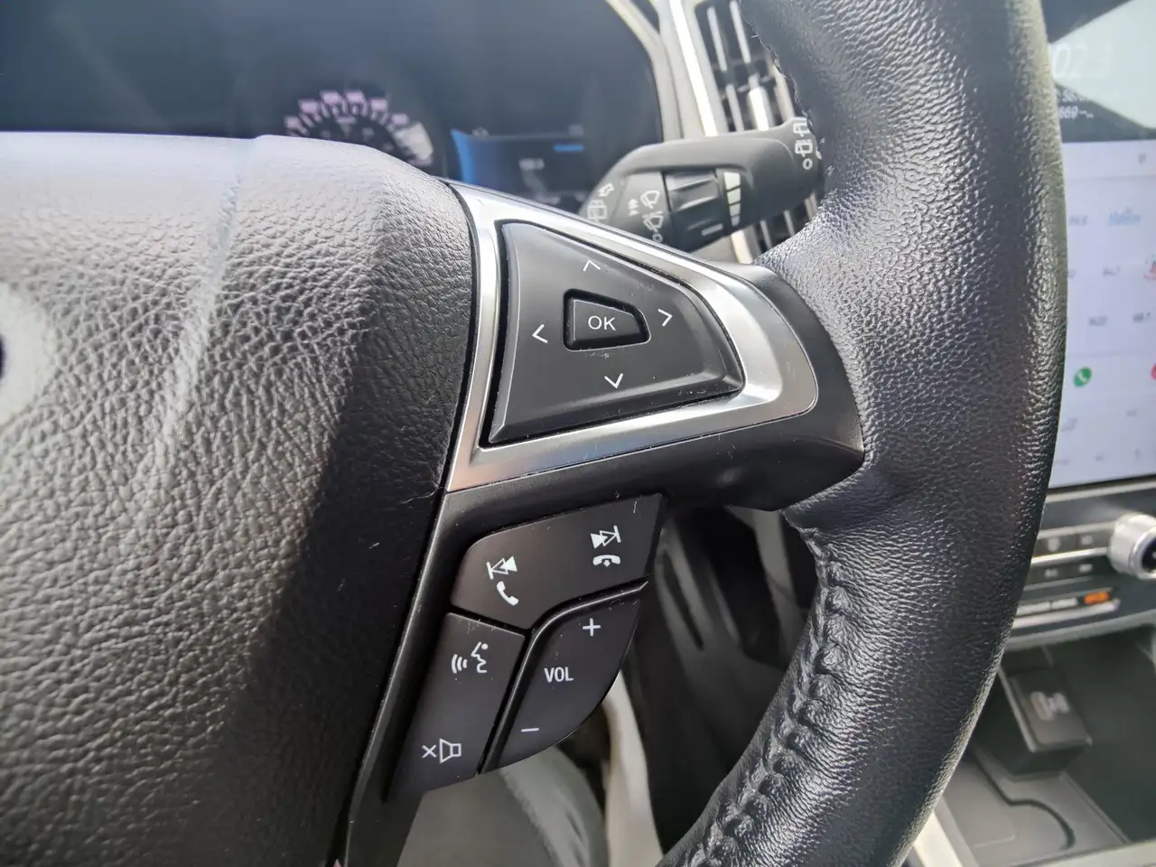 Ford Edge photo Ford Edge