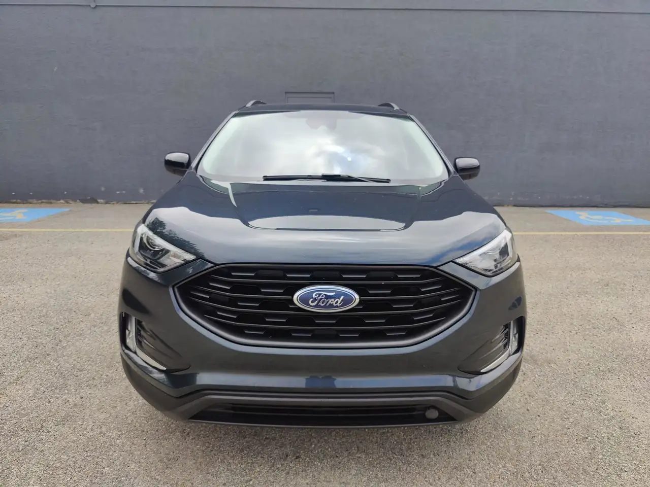 Ford Edge photo Ford Edge