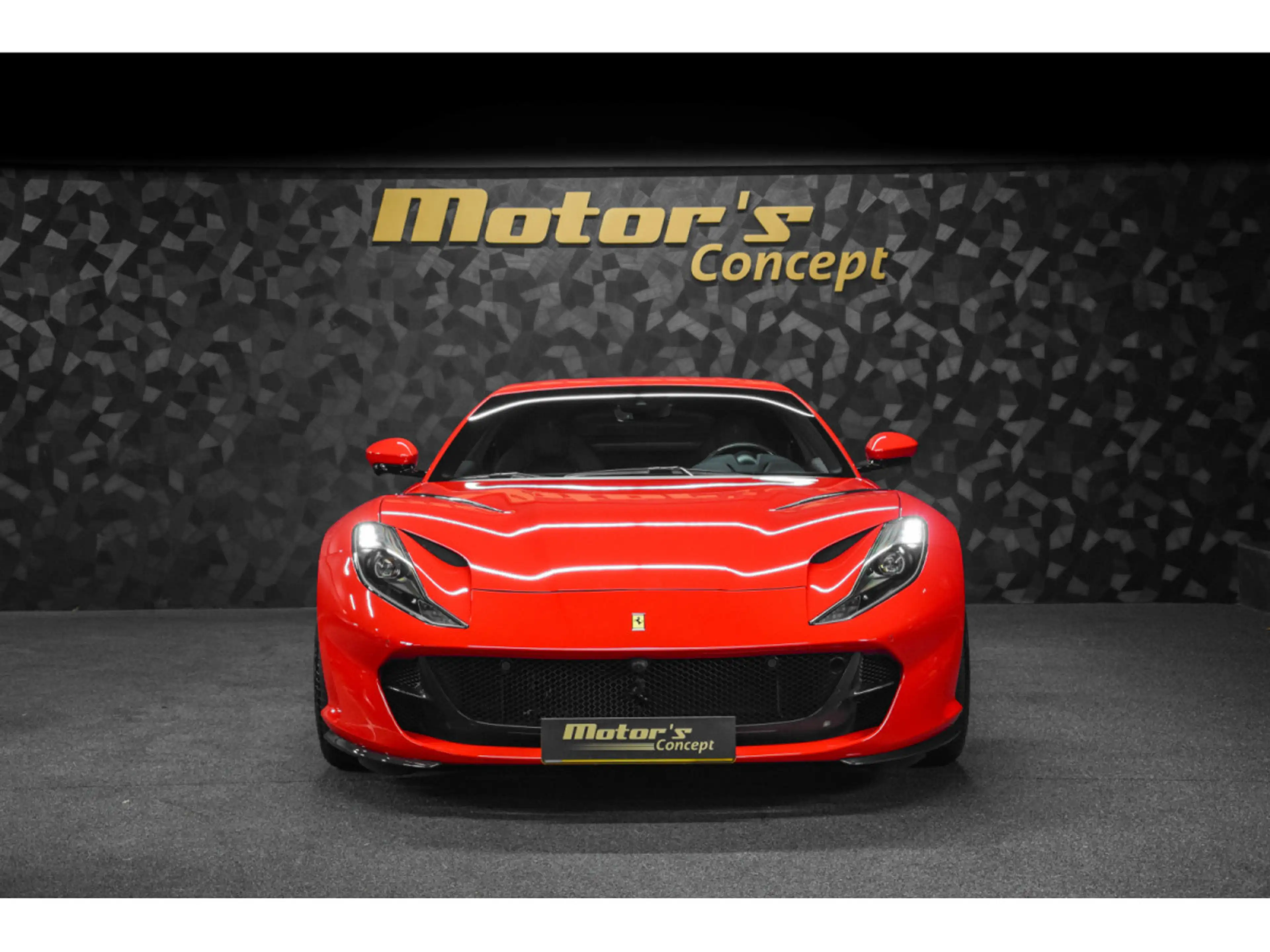 Ferrari 812 Superfast 6.5 V12 - KIT NOVITEC CARBONE — photo 4