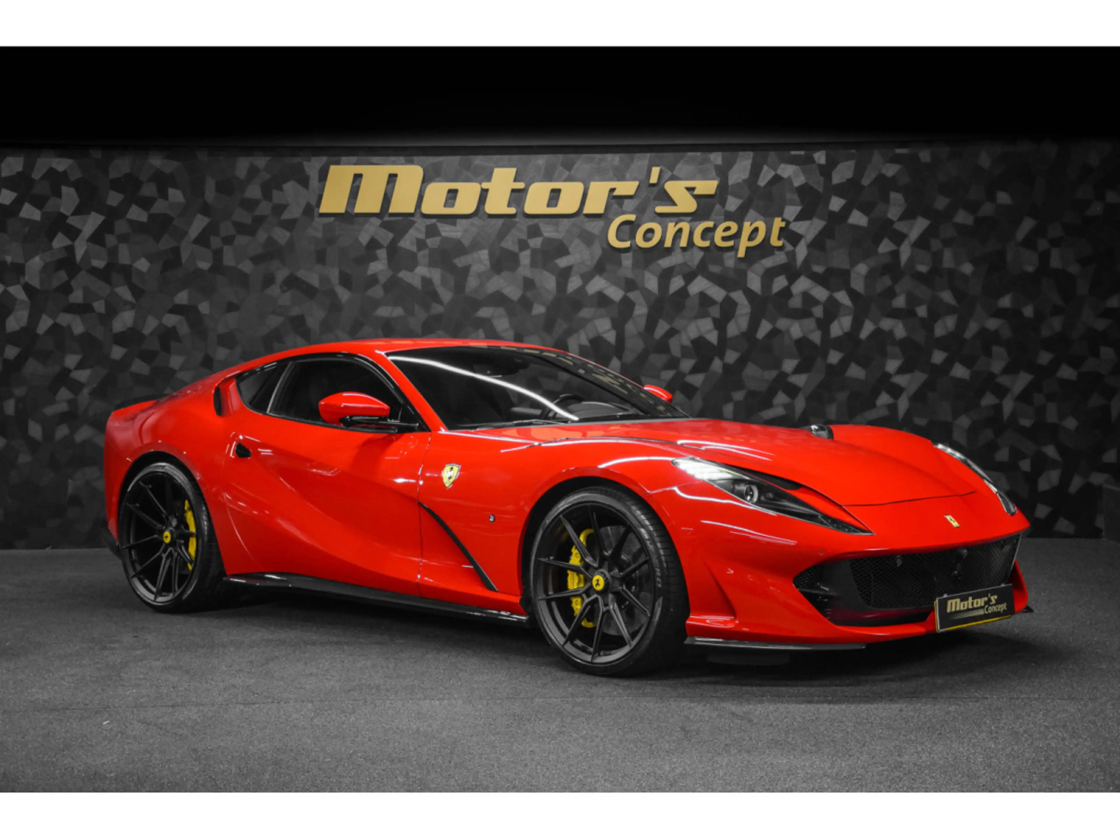 Ferrari 812 Superfast 6.5 V12 - KIT NOVITEC CARBONE — photo 6