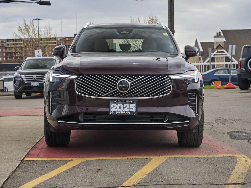 2025 Volvo XC90 Plug in!! Ultra Bright Theme + BOWERS AND WILKINS alt 4