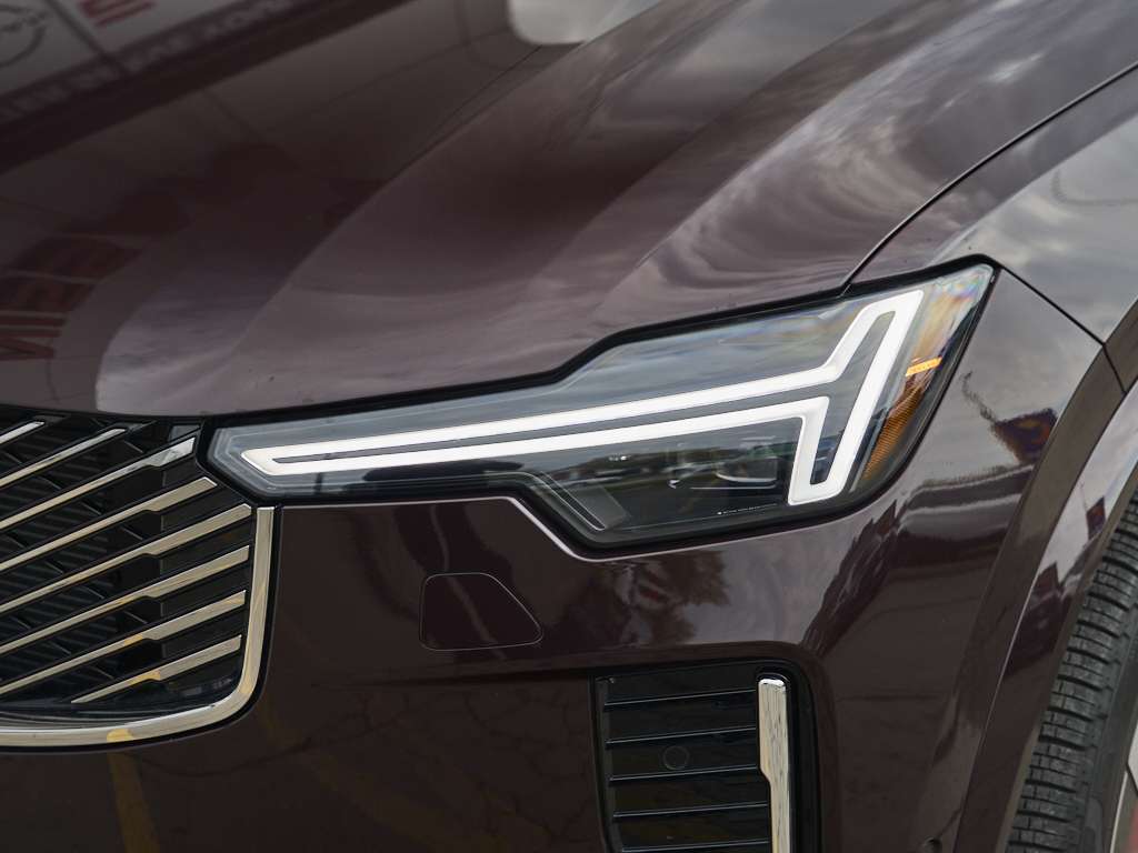 2025 Volvo XC90 Plug in!! Ultra Bright Theme + BOWERS AND WILKINS thumb 6