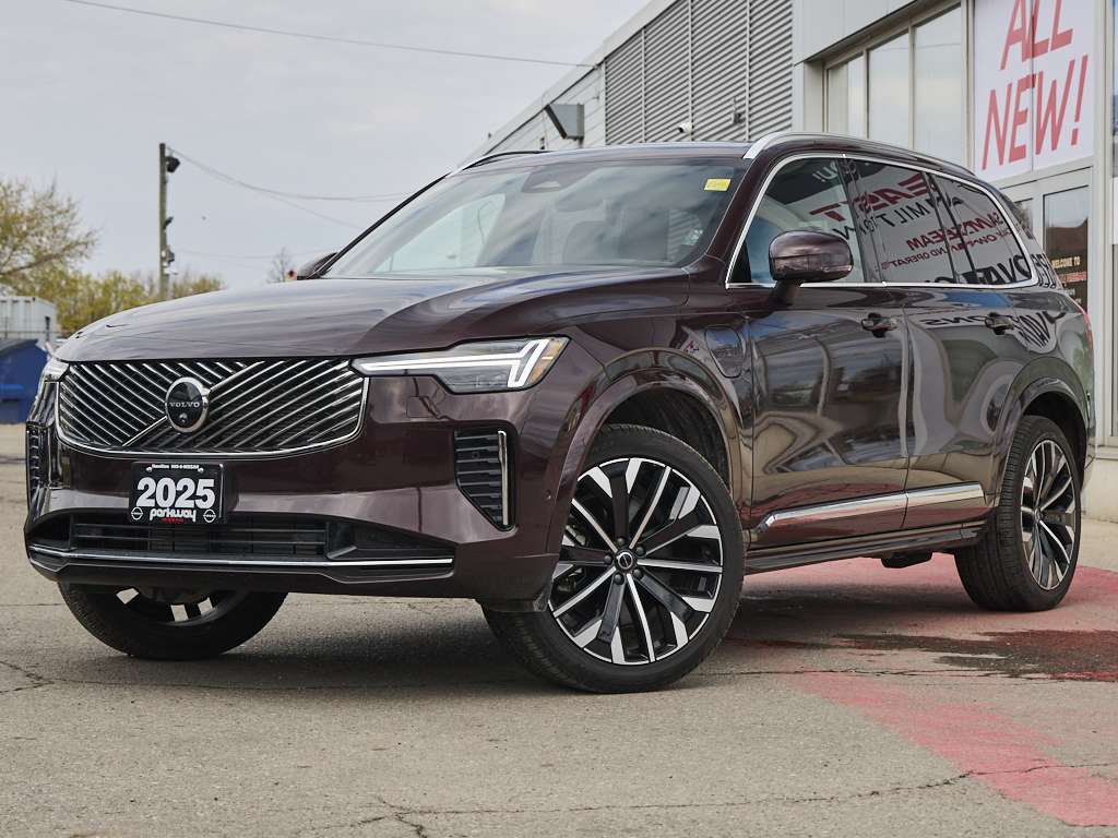 2025 Volvo XC90 Plug in!! Ultra Bright Theme + BOWERS AND WILKINS