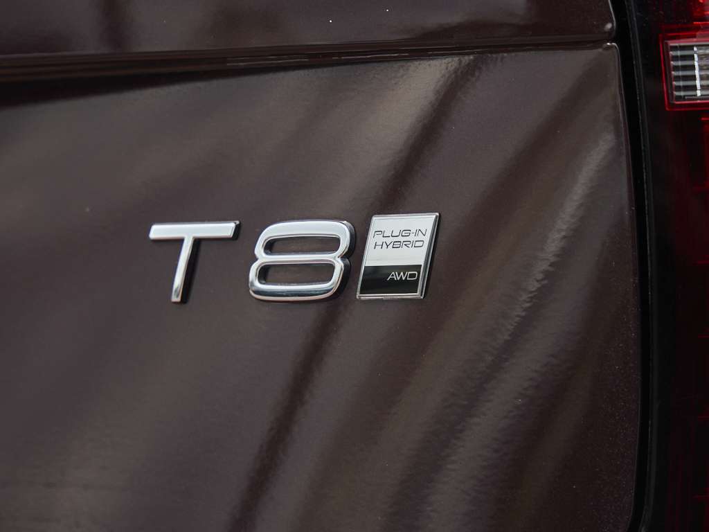 2025 Volvo XC90 Plug in!! Ultra Bright Theme + BOWERS AND WILKINS thumb 14