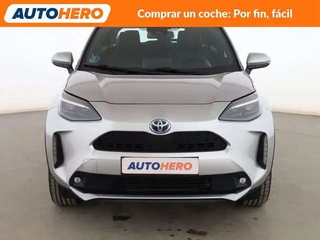 Toyota Yaris Cross view 9