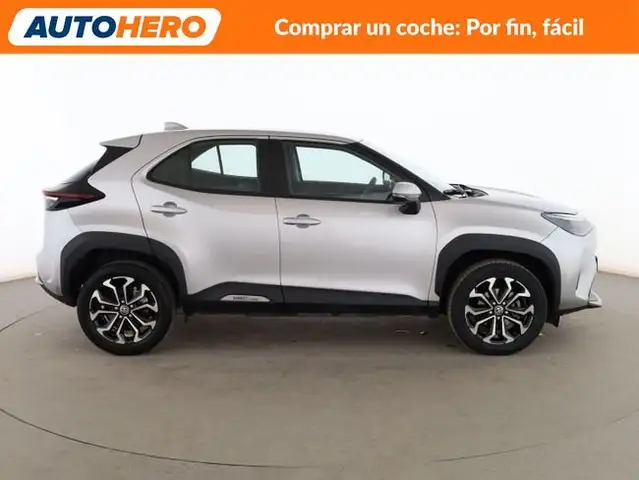 Toyota Yaris Cross view 7