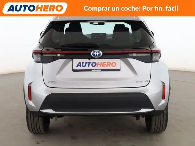 Toyota Yaris Cross view 5
