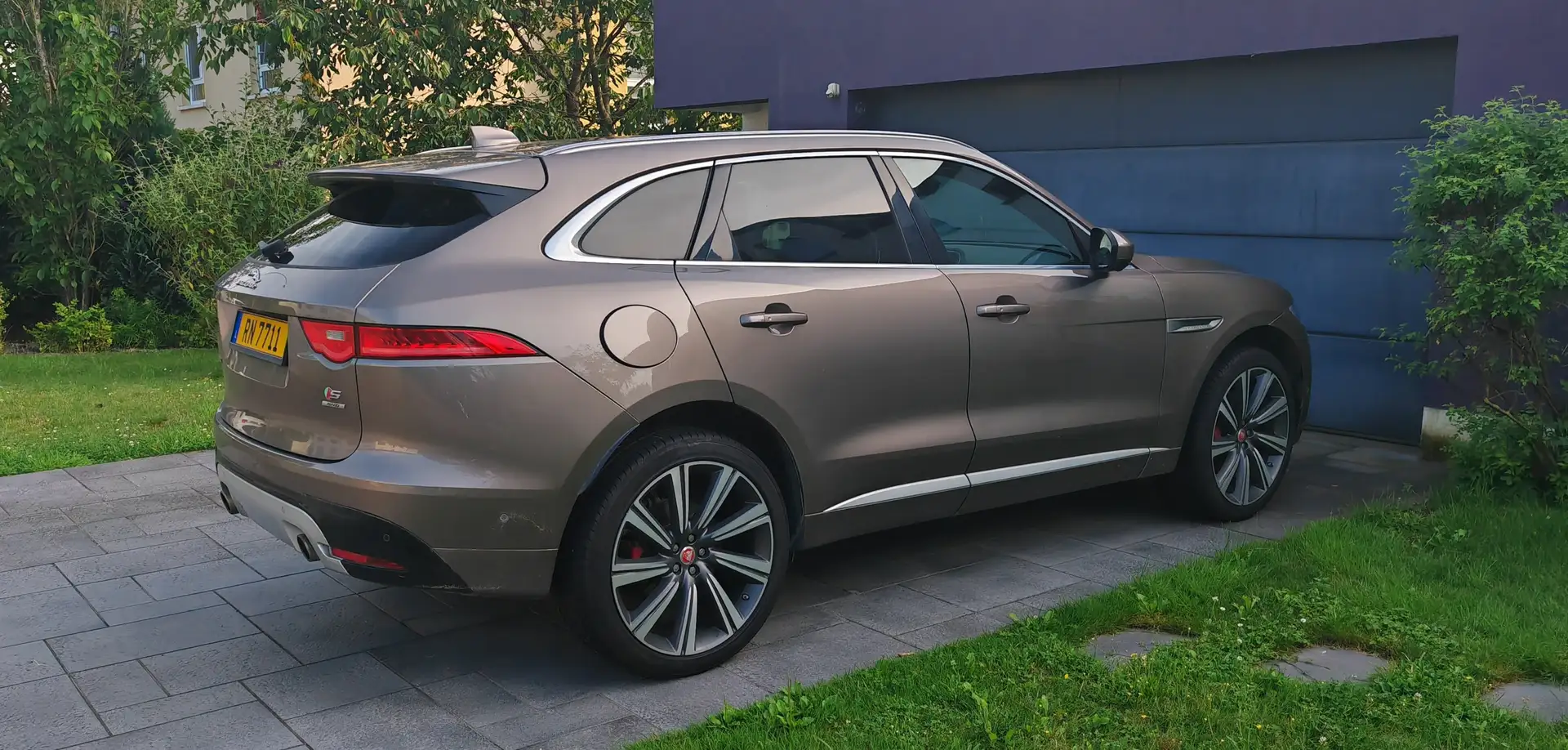 Jaguar F-Pace S-AWD Bronze - 2