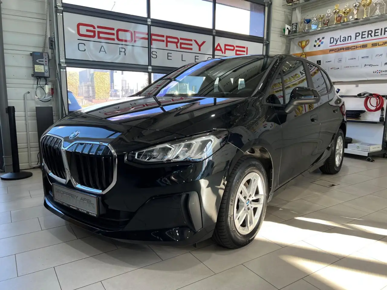 BMW 218