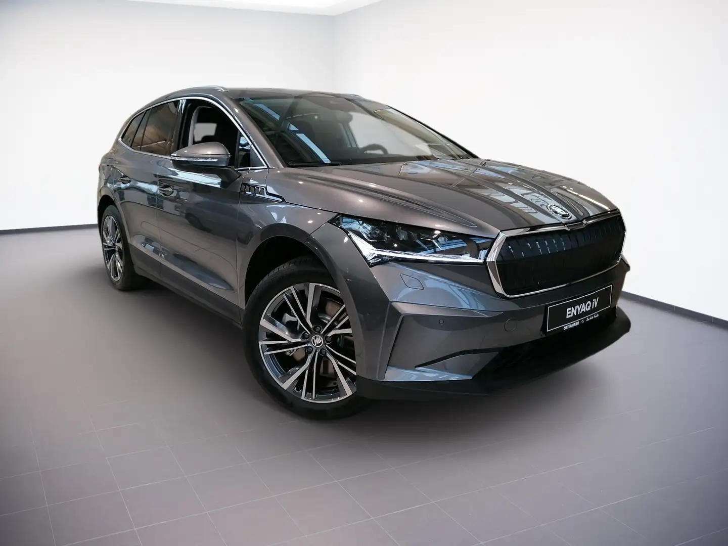 Skoda Enyaq 85 Suite NAV.MATRIX.KAM.TRAVEL.WÄRME-P.AHK.CSS.SHZ Grau - 2