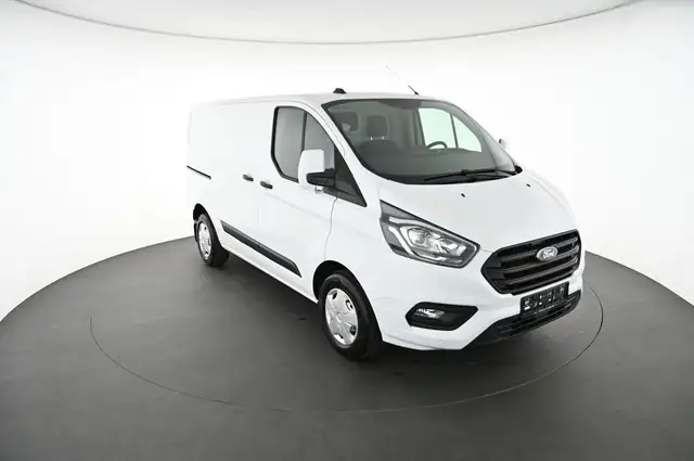 Ford Transit Custom view 10
