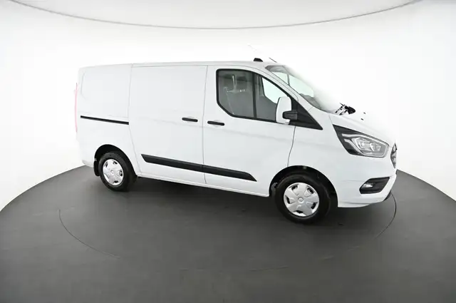 Ford Transit Custom view 8