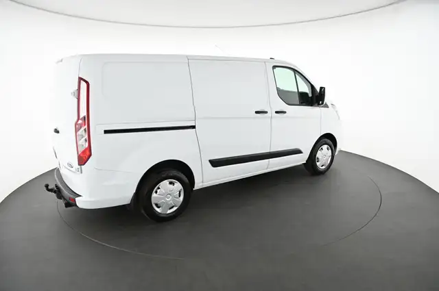 Ford Transit Custom view 4