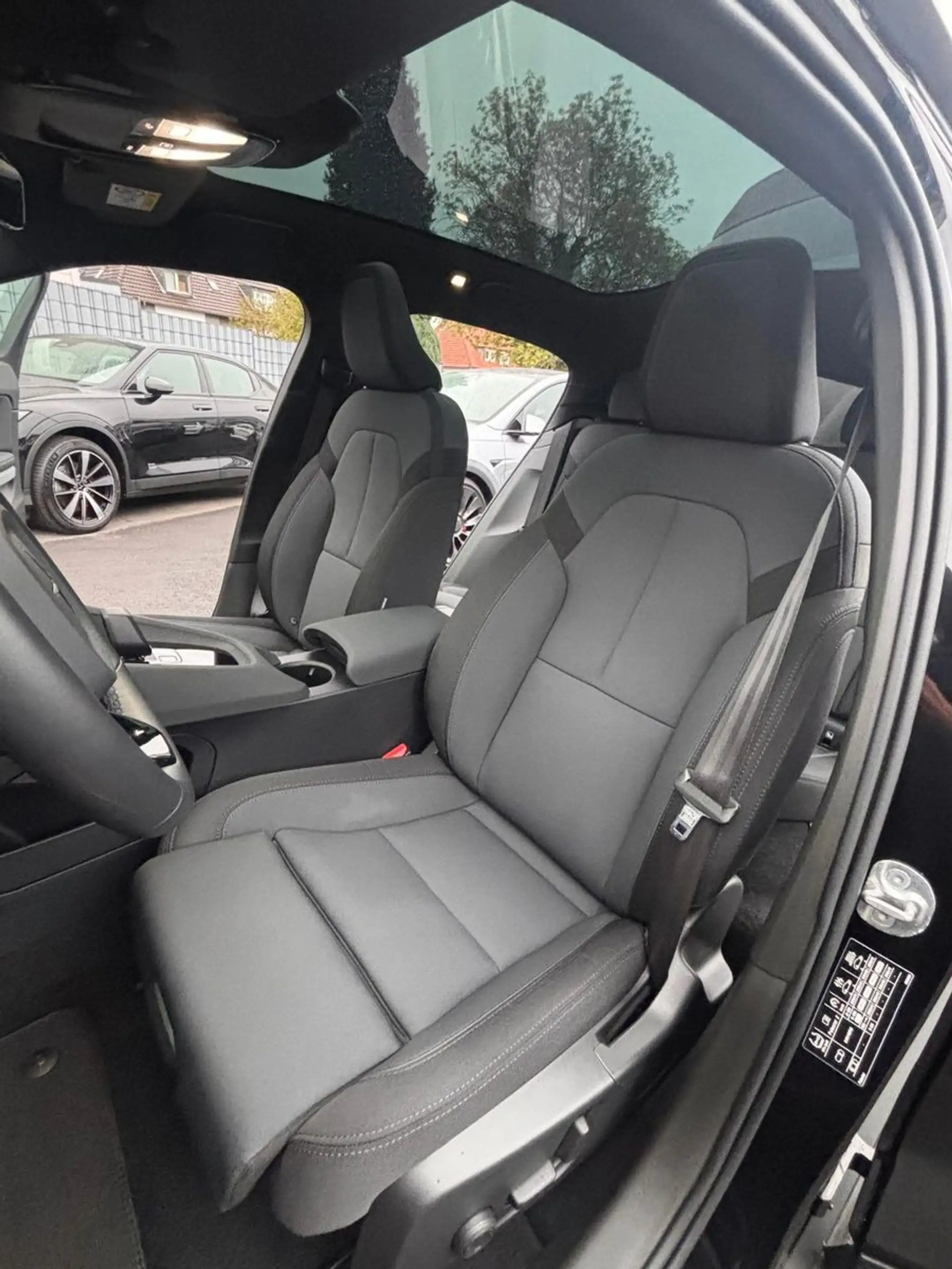 Polestar 2 Long Range Dual # 78 kWh # Plus Paket — photo 8