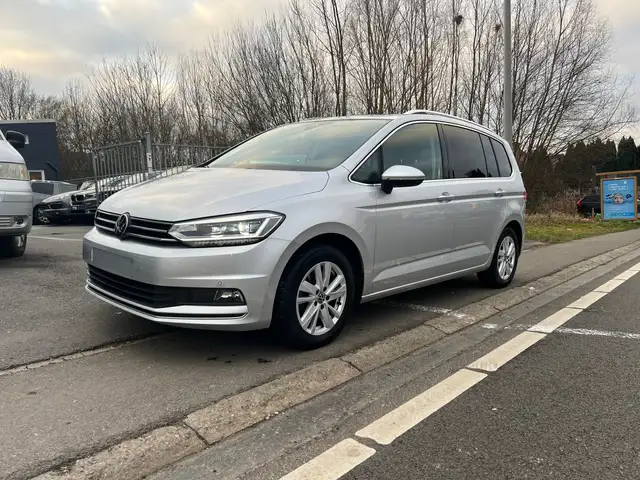 Volkswagen Touran 1.5 TSI Highline DSG EU6AP 2035 Toit pano CREDIT