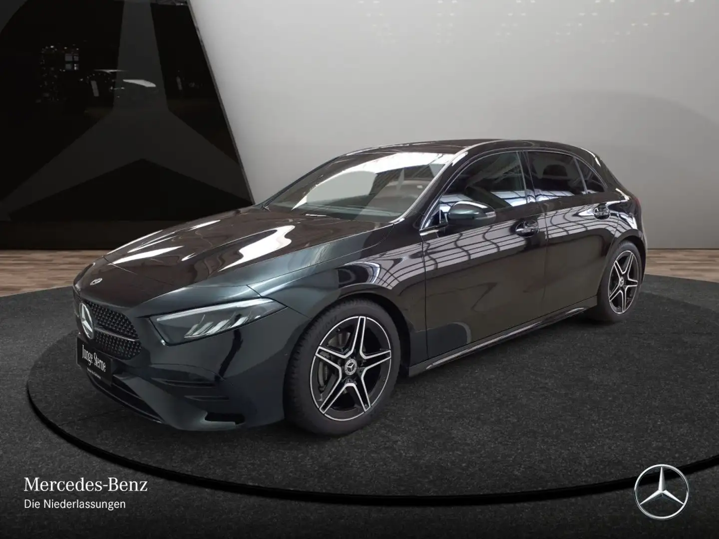 Mercedes-Benz A 200 AMG+NIGHT+PANO+LED+KAMERA+KEYLESS+7G Schwarz - 2