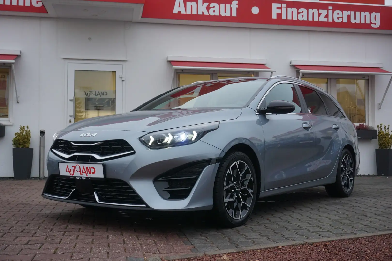 Kia Ceed SW / cee'd SW Ceed SW GT-Line 1.5 T-GDI Aut. LED ACC Navi Silber - 2