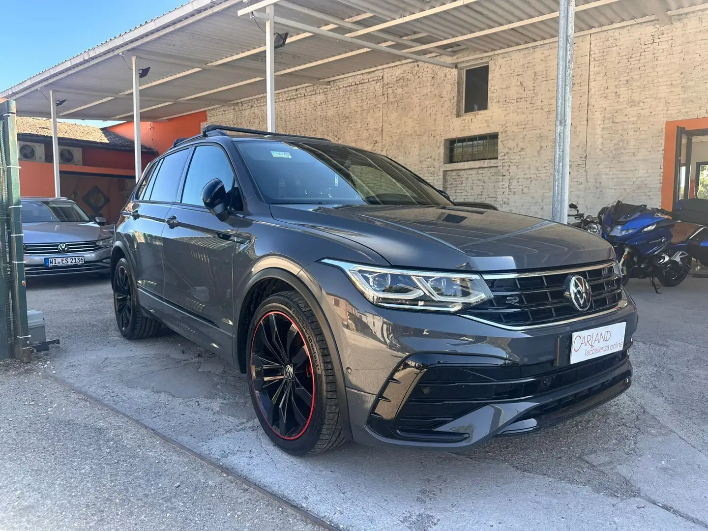 Volkswagen Tiguan Tiguan 1.5 TSI 150 CV DSG ACT R-Line Grigio - 1