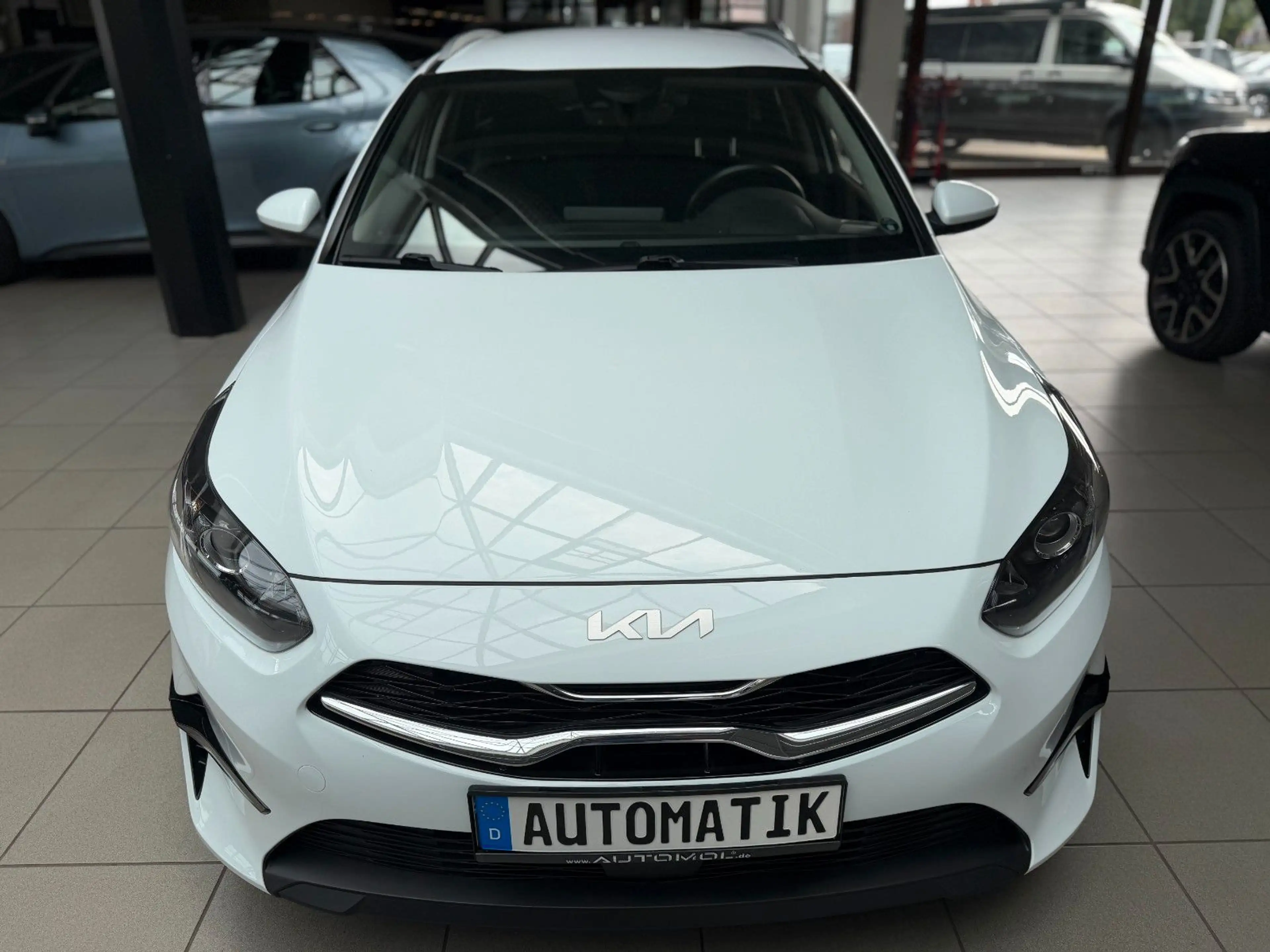 Kia Ceed SW / cee'd SW Spirit * Navi * SHZ * Kamera * — photo 5