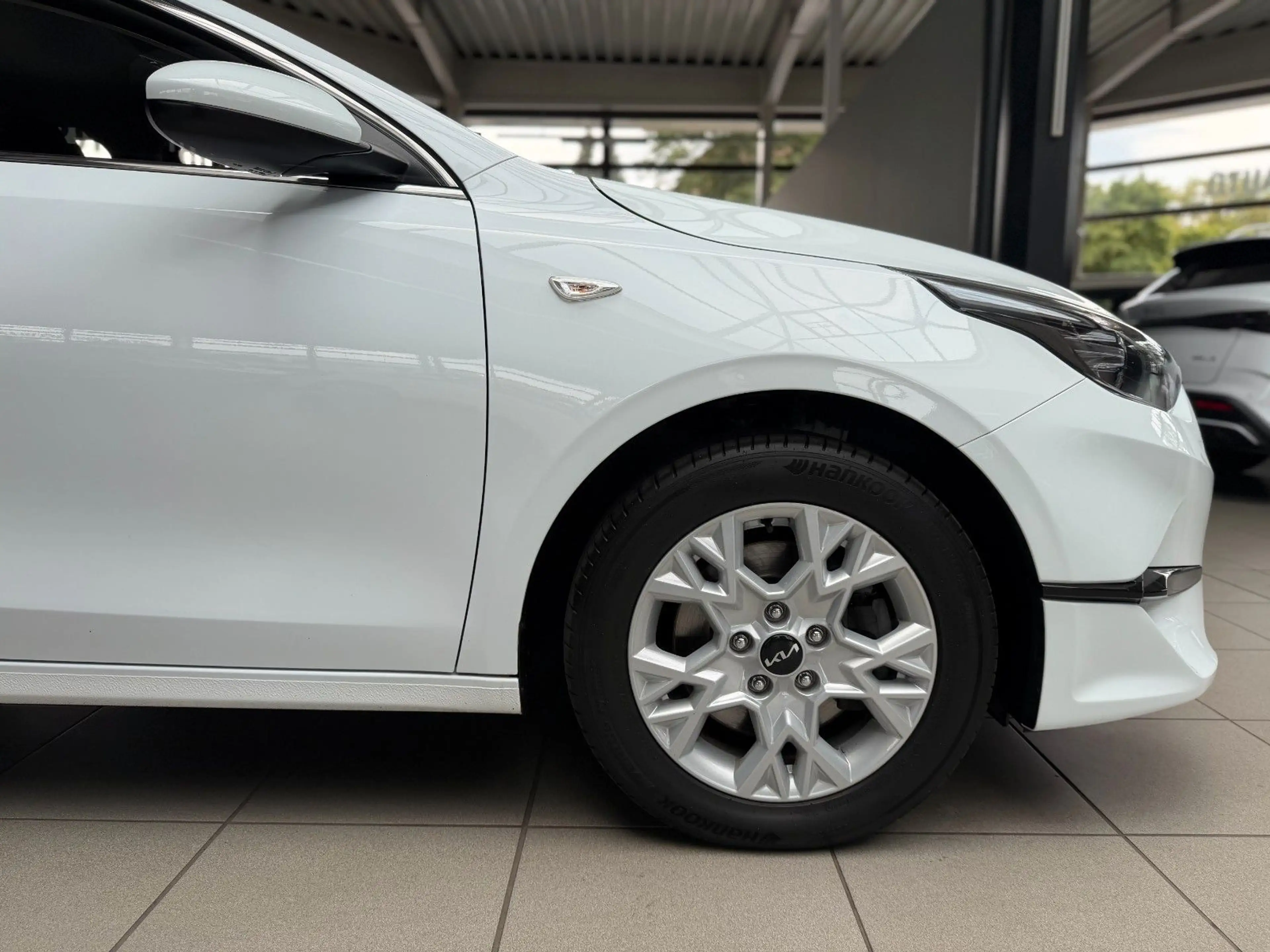Kia Ceed SW / cee'd SW Spirit * Navi * SHZ * Kamera * — photo 6