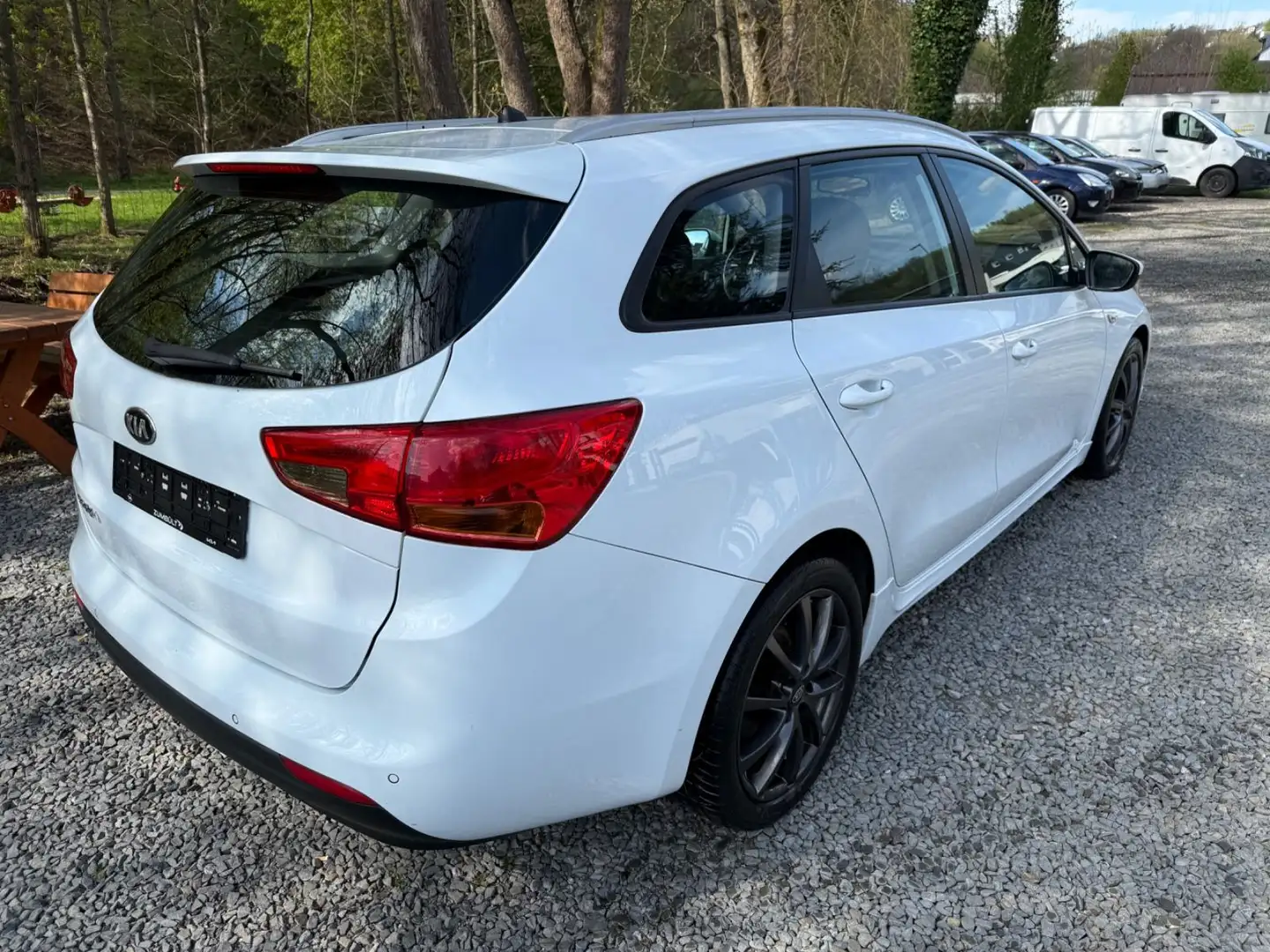 Kia Ceed / cee'd /Ceed sportswagon Edition7 Lenkradheizung Bianco - 2