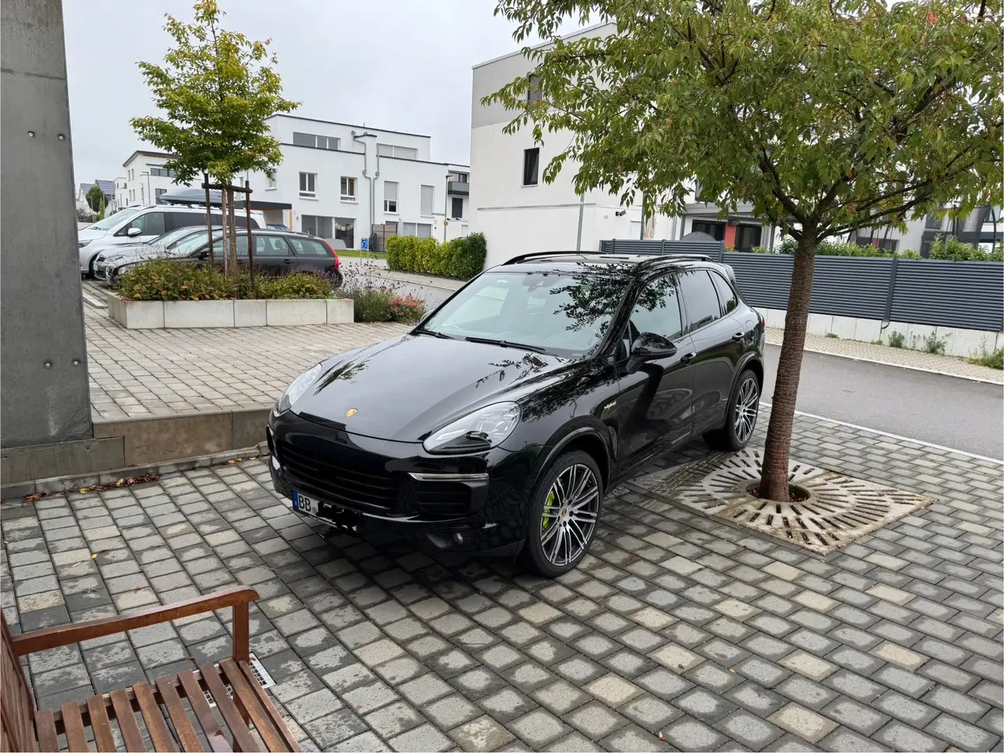 Porsche Cayenne S E-Hybrid Platinum Edition Schwarz - 1