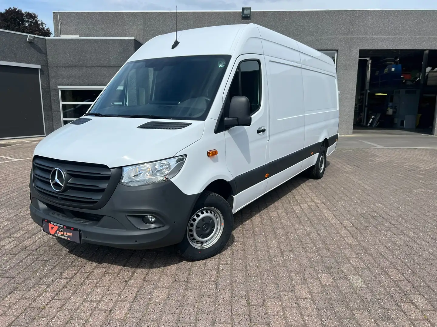 Mercedes-Benz Sprinter 317 L3H2 (31.950€ex)360 CAMERA| PTS | CARPLAY Blanc - 2