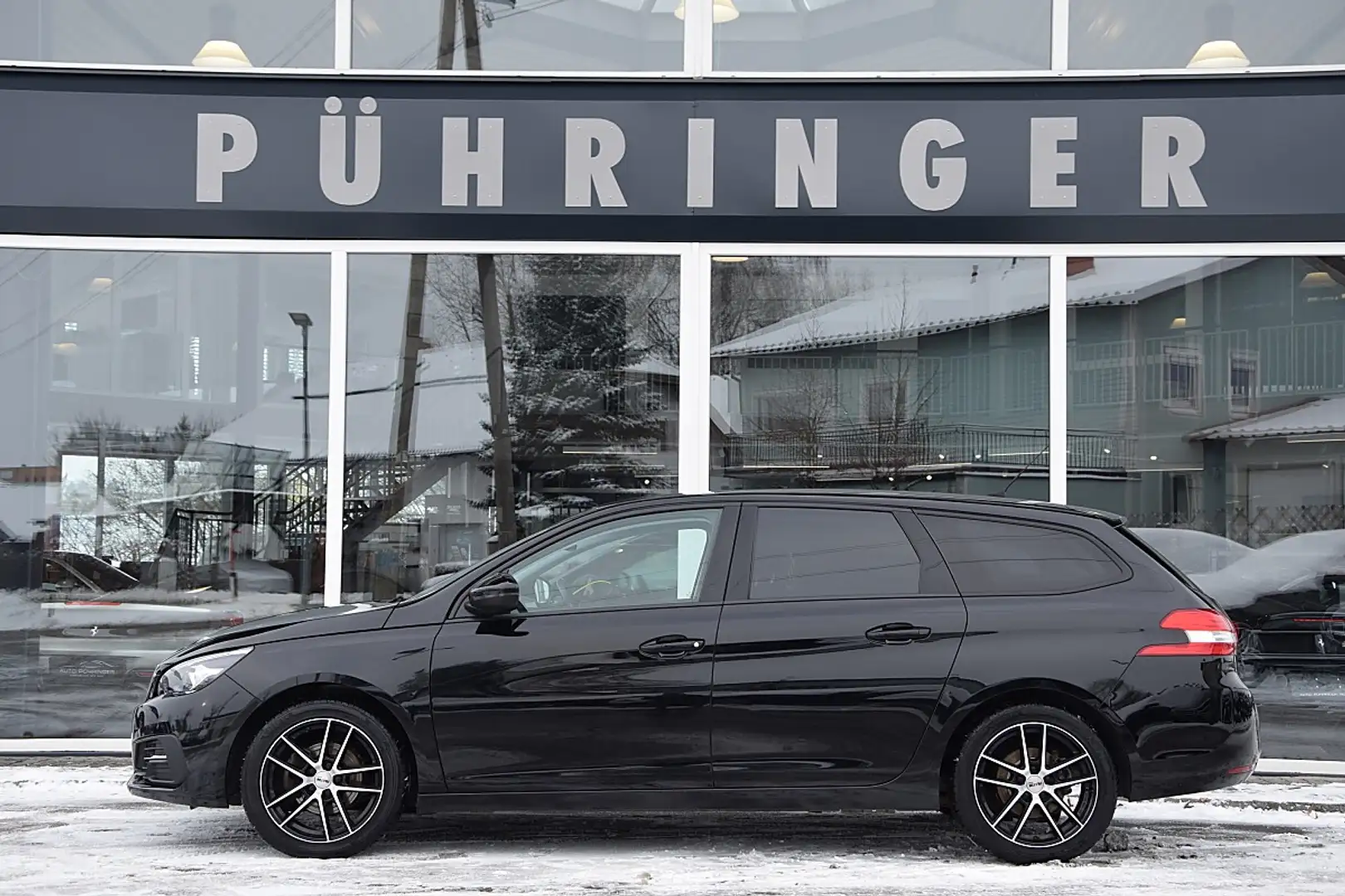 Peugeot 308 SW 1,5 BlueHDI 130 Active S&S Schwarz - 1