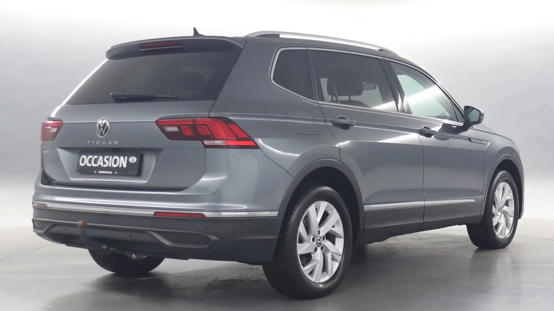 Volkswagen Tiguan Allspace 1.5 TSI 150pk Life Business 7p. DSG / Navigatie / Grijs - 2