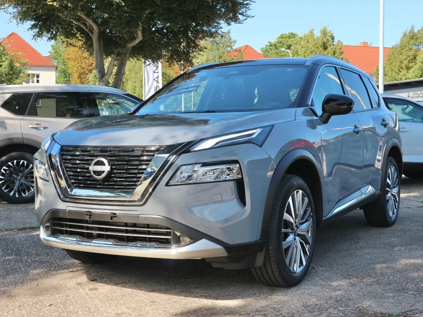 Nissan X-Trail TEKNA 1.5 VC-T MHEV 4x2 Winterräder Grijs - 2