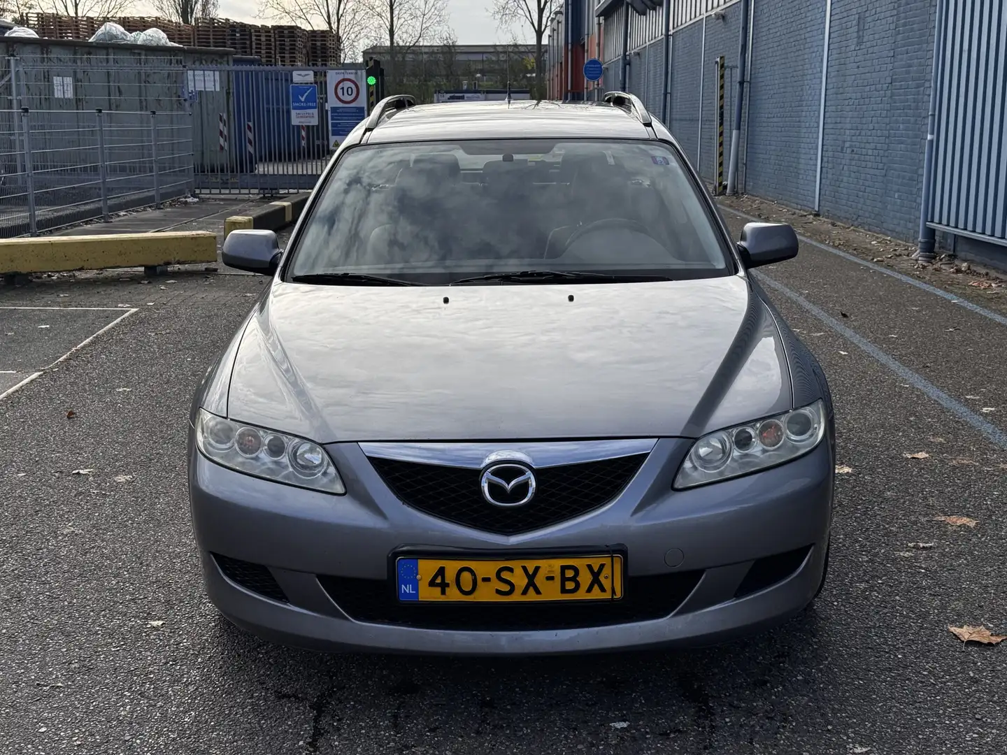 Mazda 6 Sportbreak 2.0i Executive Inruilauto’s tegen vaste Grau - 2
