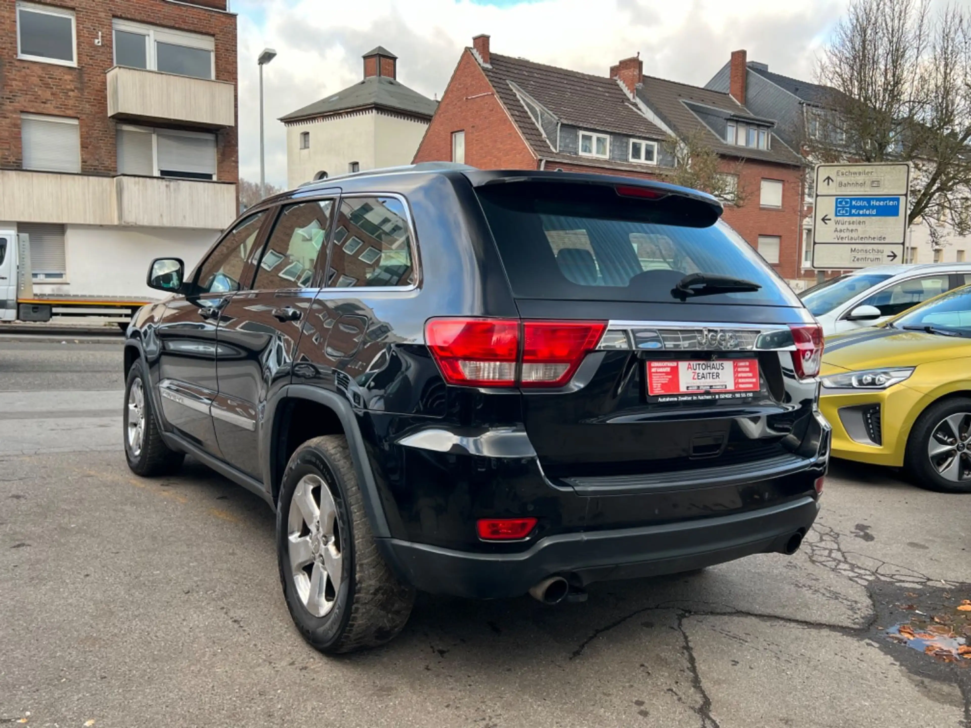 Jeep Grand Cherokee 3.0 CRD Laredo*AUTOMATIK* — photo 11