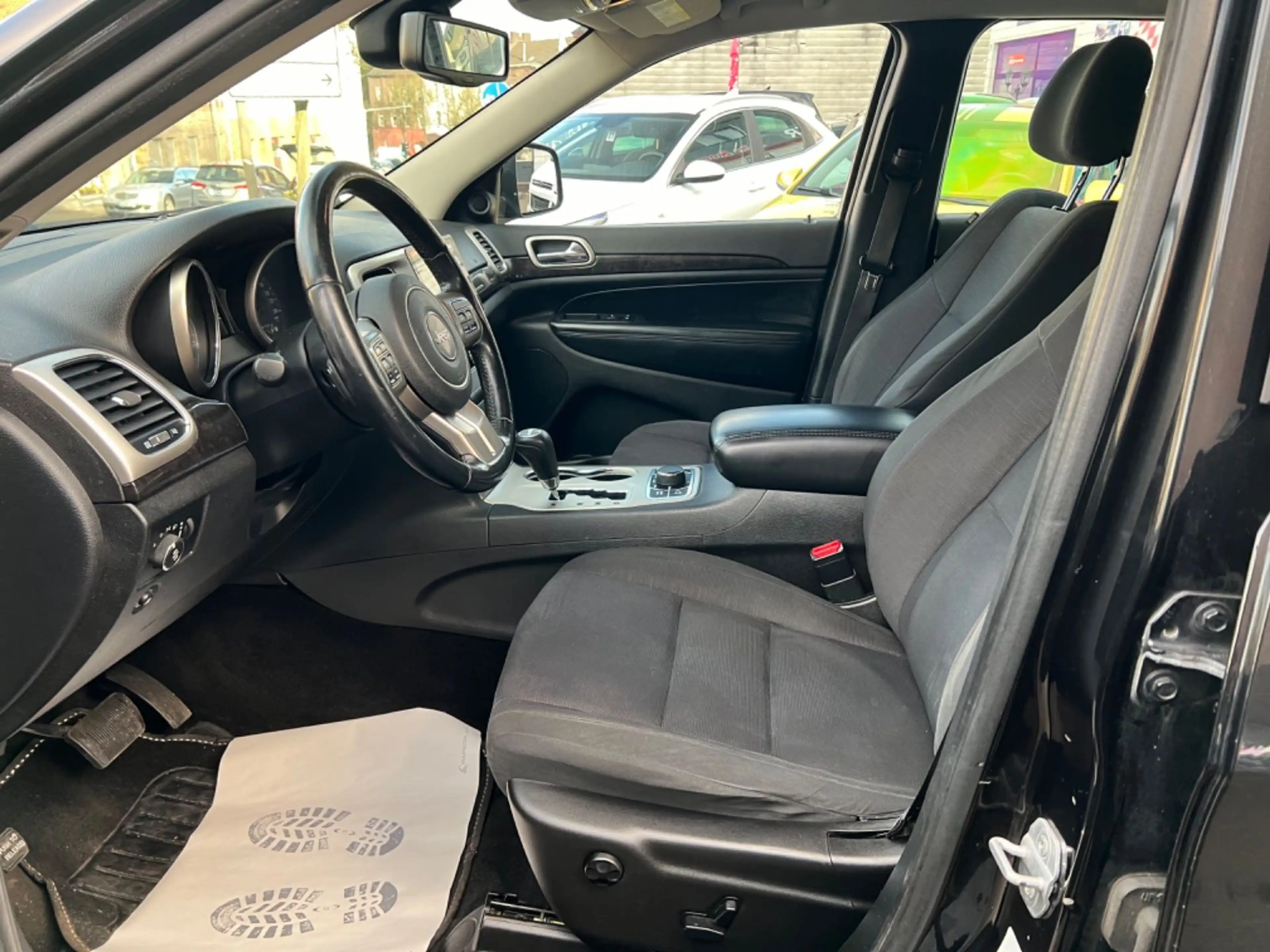 Jeep Grand Cherokee 3.0 CRD Laredo*AUTOMATIK* — photo 15