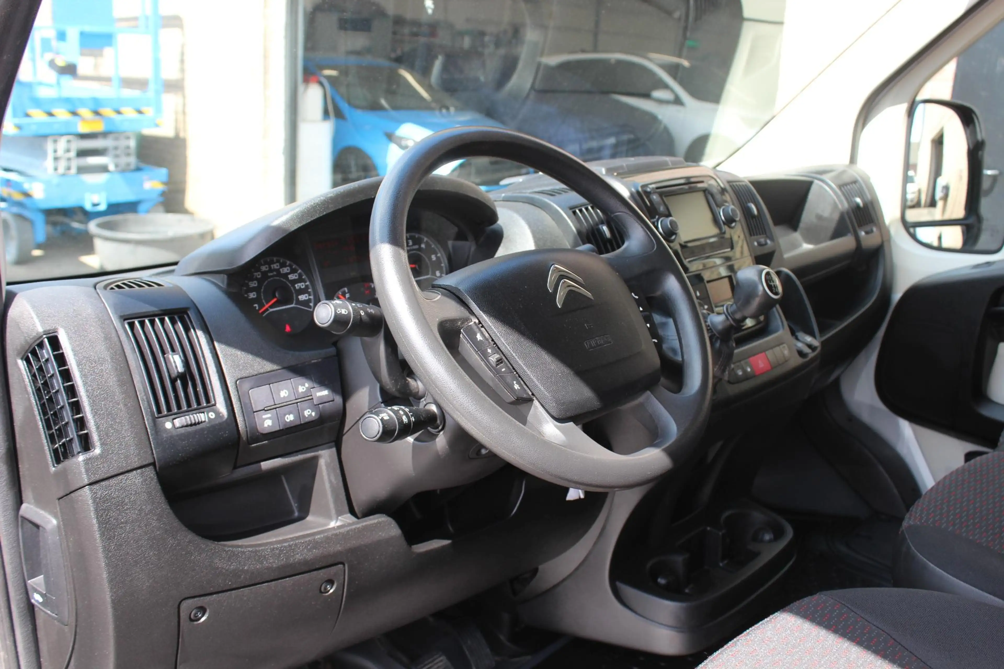 Citroen Jumper 30 2.0HDI L2H2 163pk Navi, Cruise, Automatische Ai — photo 20
