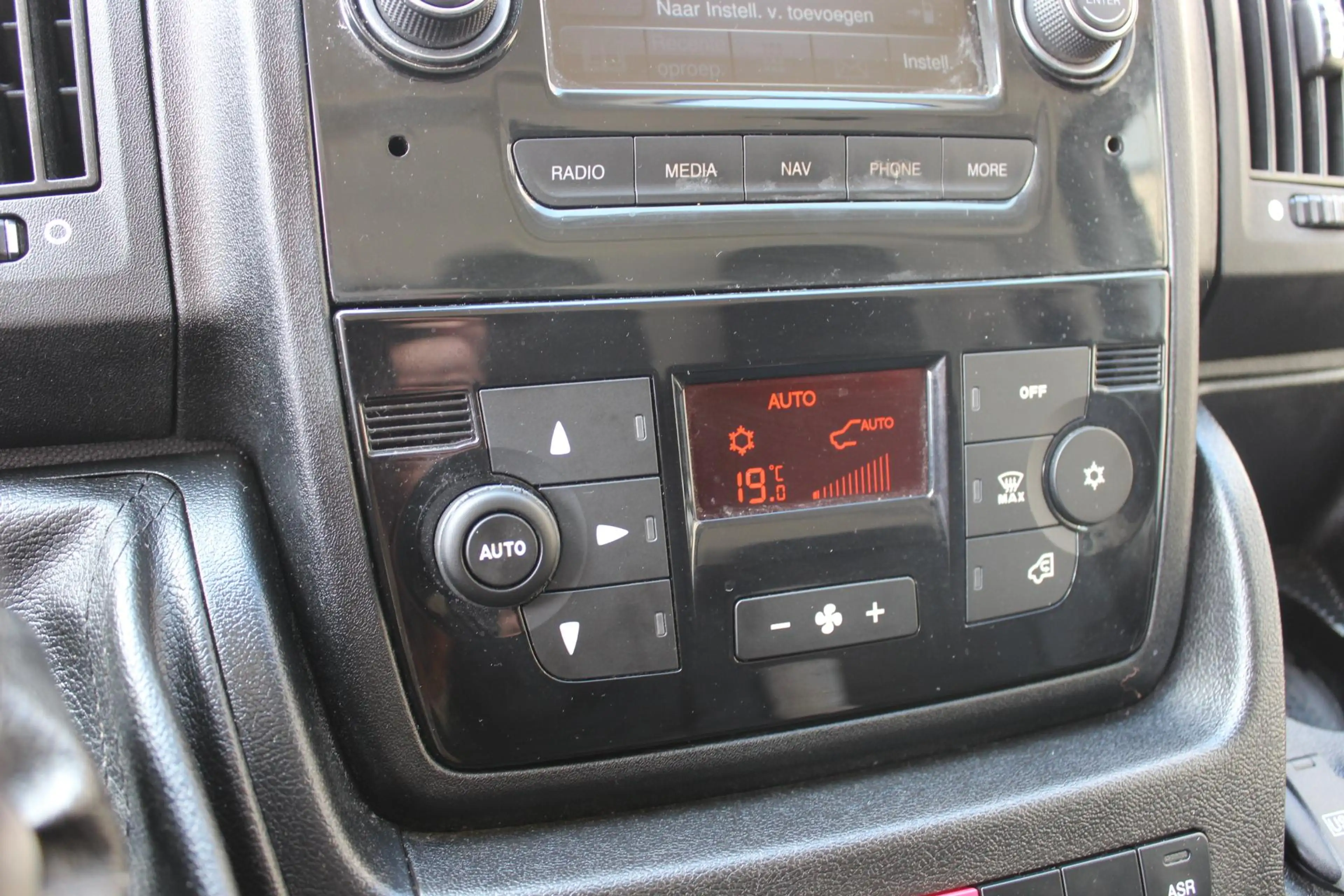 Citroen Jumper 30 2.0HDI L2H2 163pk Navi, Cruise, Automatische Ai — photo 30