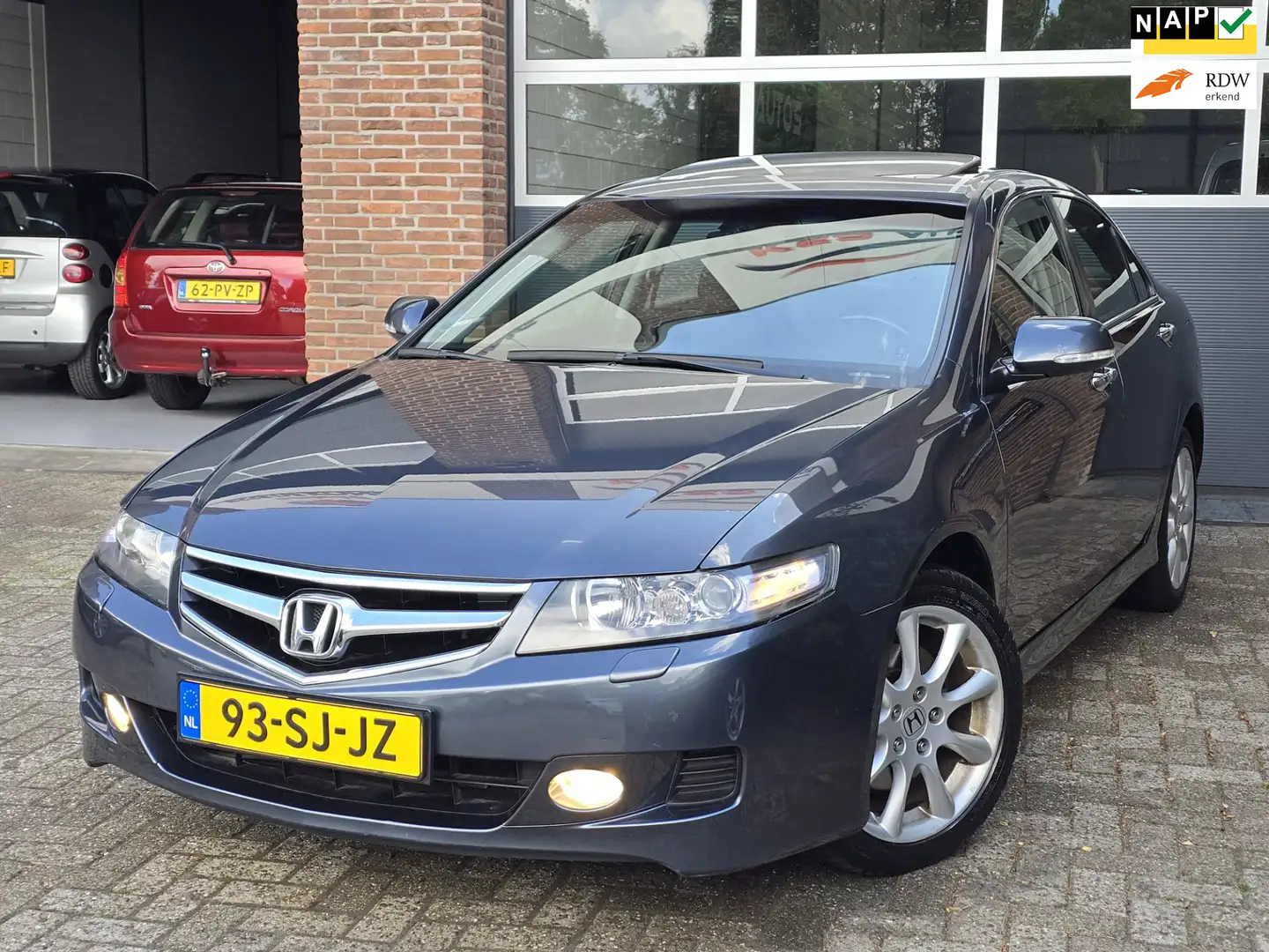 Honda Accord 2.4i Executive Automaat |Leer |Dakaam|Navi Grijs - 1