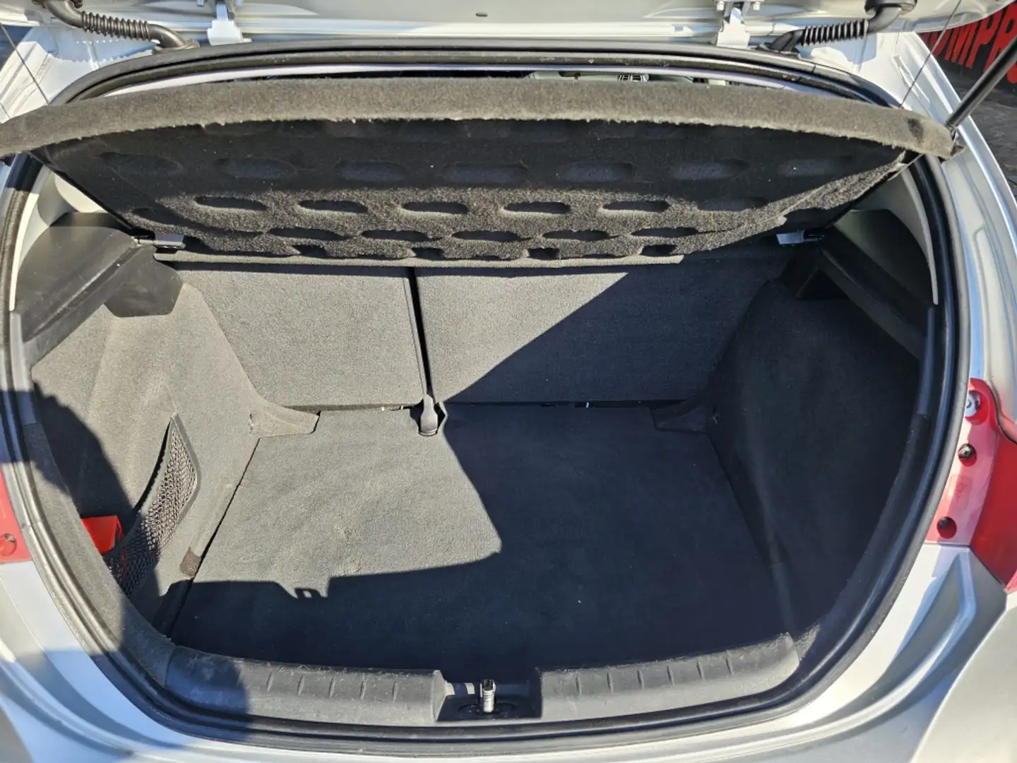 SEAT Leon 1.9TDI Reference Gris - 2